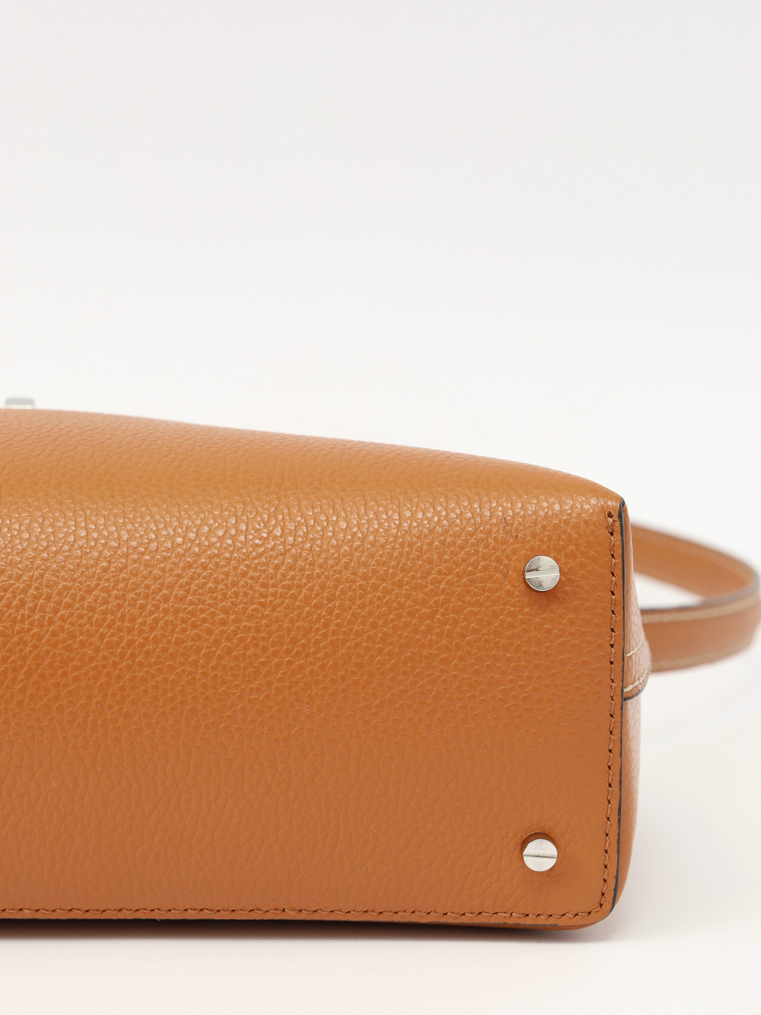 Сумки Toteme T-Lock изображение #10