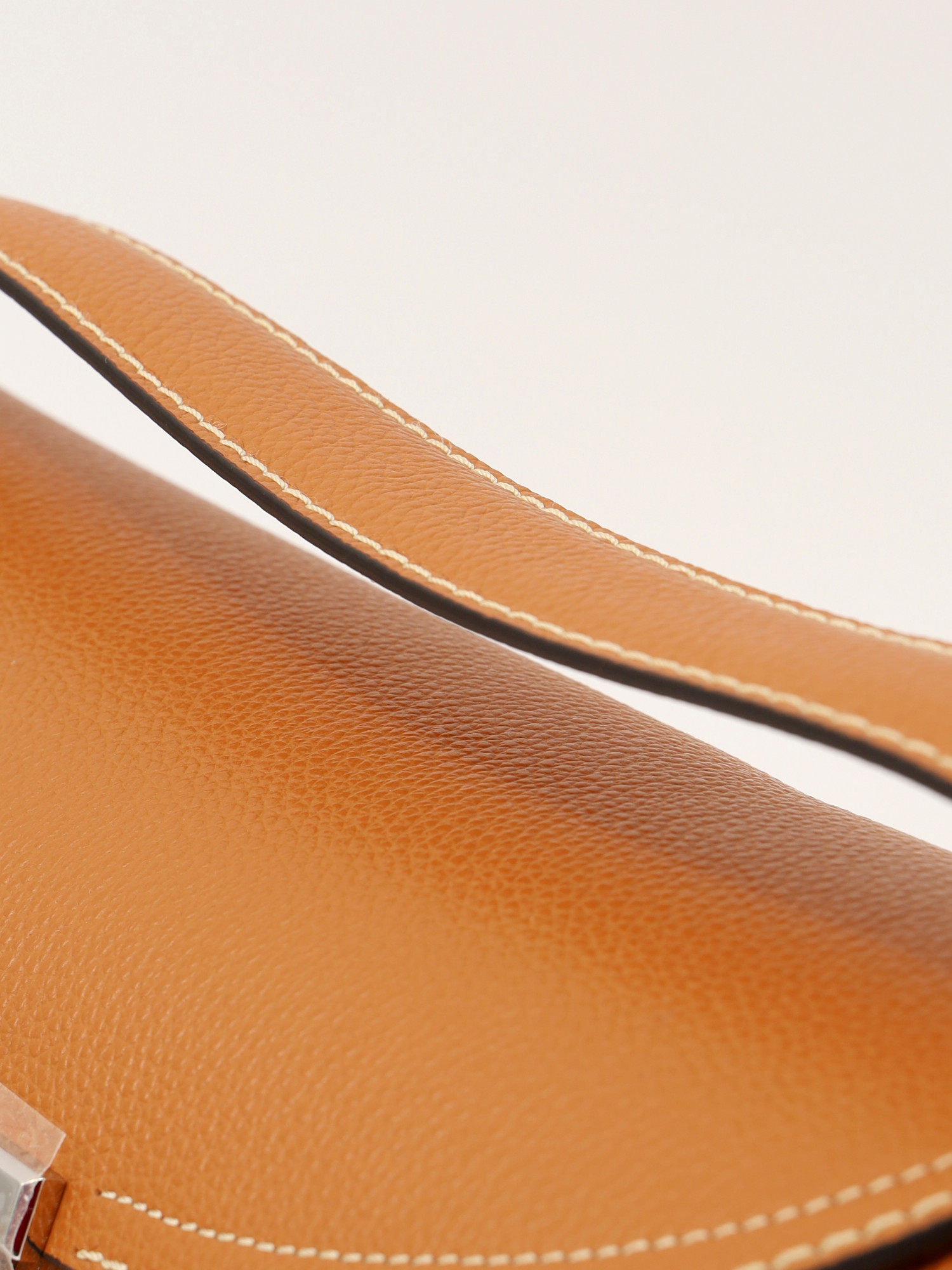 Сумки Toteme T-Lock изображение #8