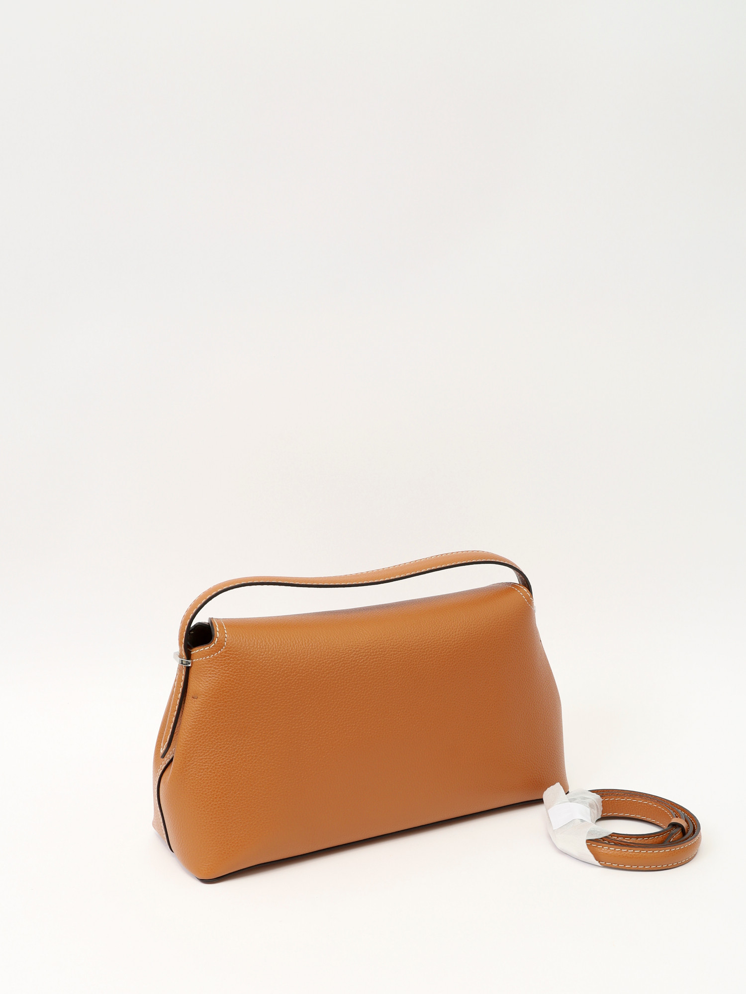 Сумки Toteme T-Lock изображение #4