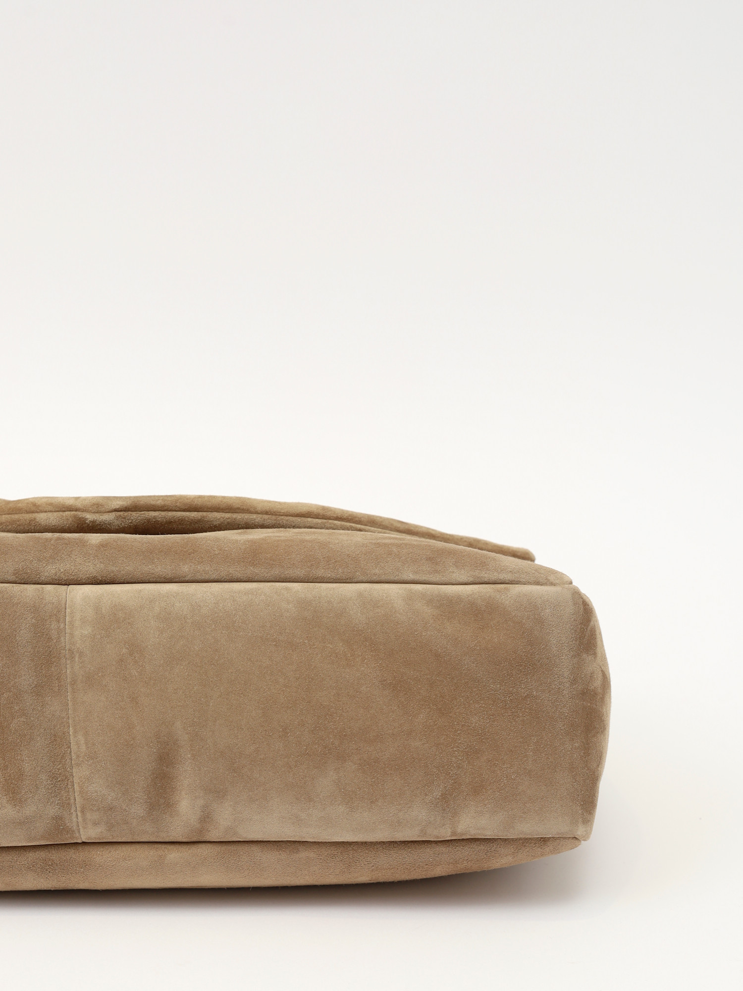 Saint Laurent Calypso 9