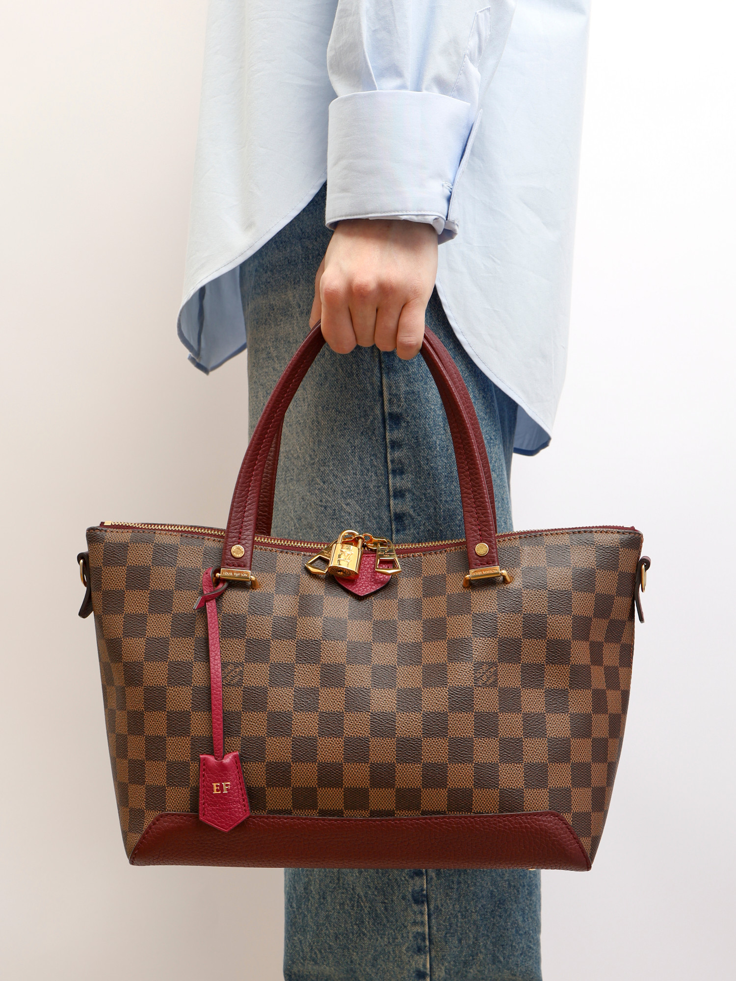 Louis Vuitton Hyde Park  2