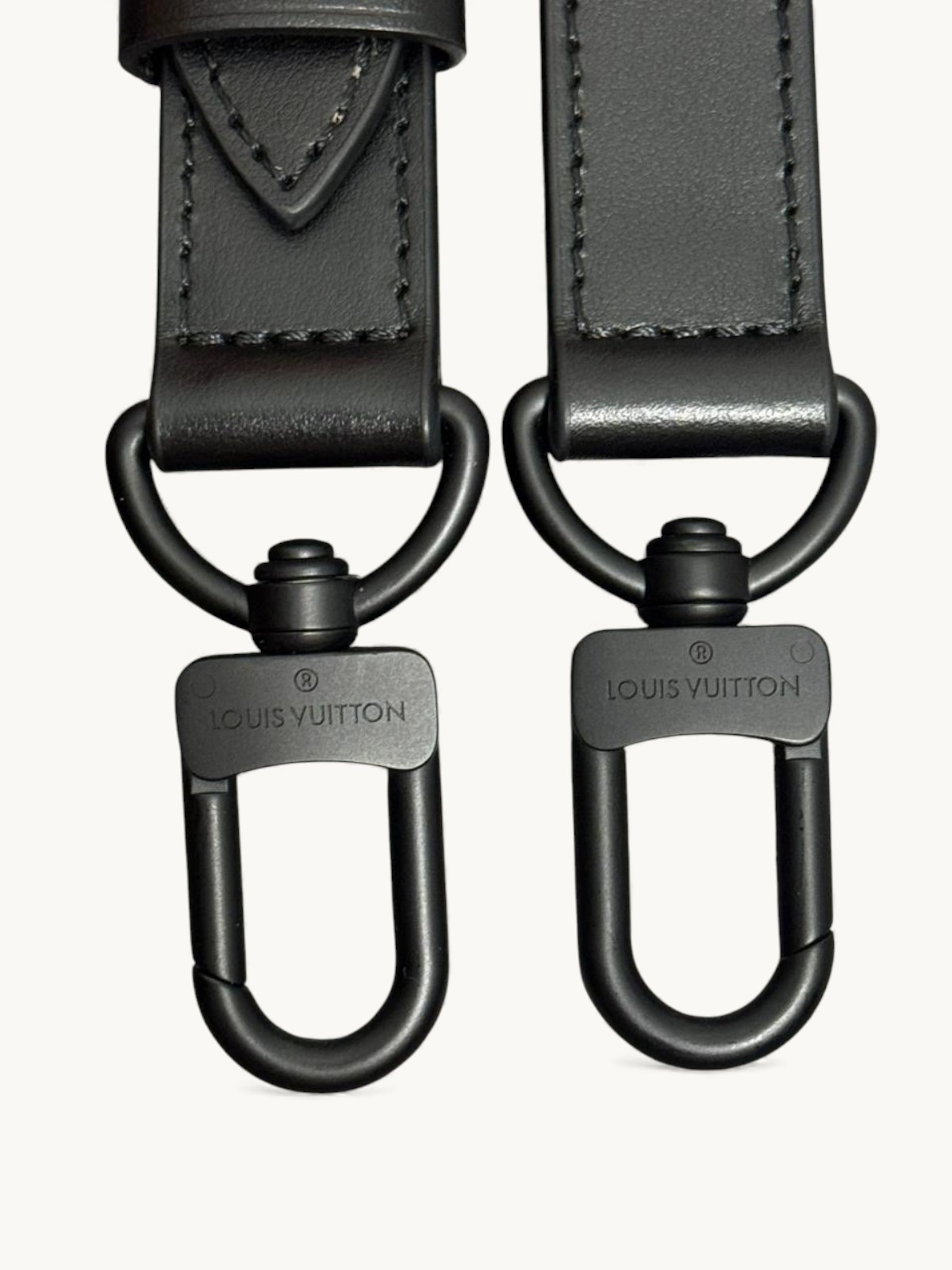 Louis Vuitton Keepall 10