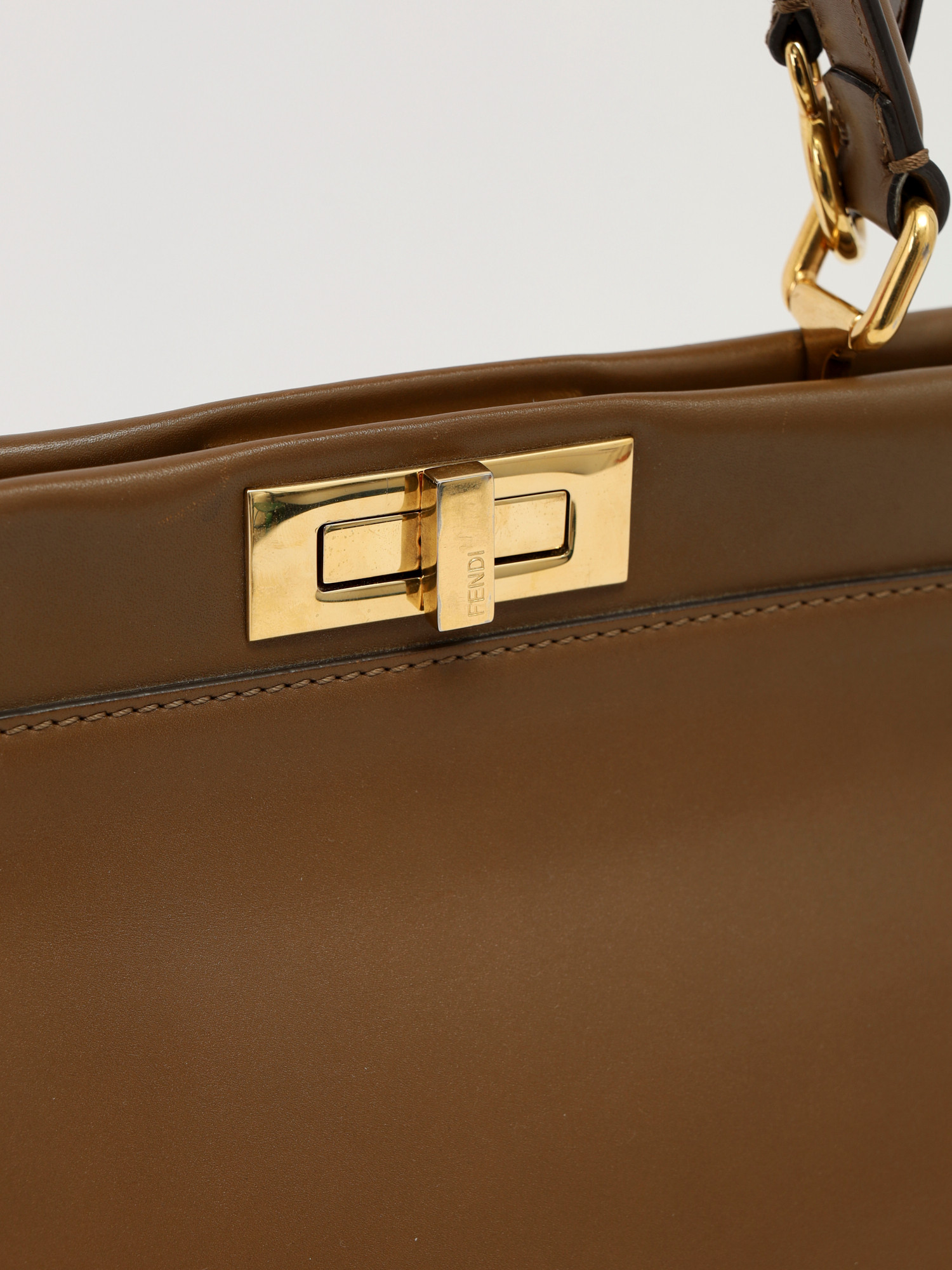 Сумки Fendi Peekaboo изображение #6