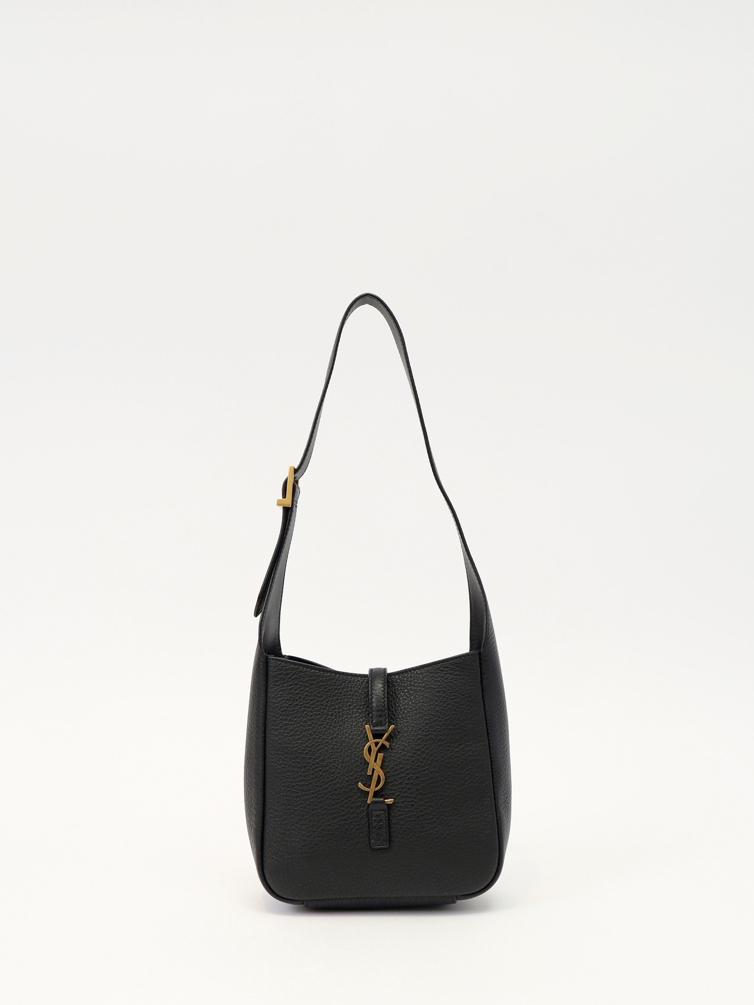 Saint Laurent Le 5 a 7 0