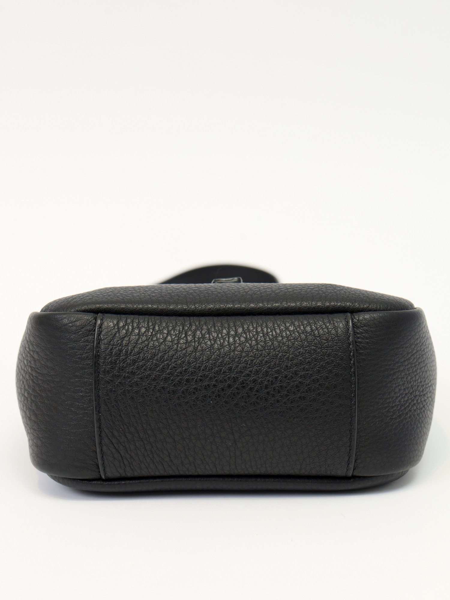 Saint Laurent Le 5 a 7 8