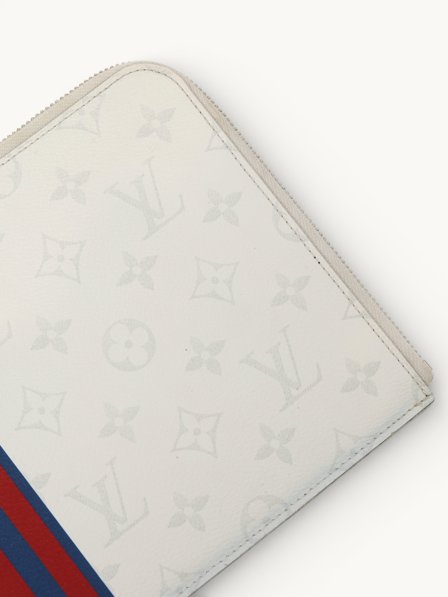 Аксессуары Louis Vuitton изображение #4