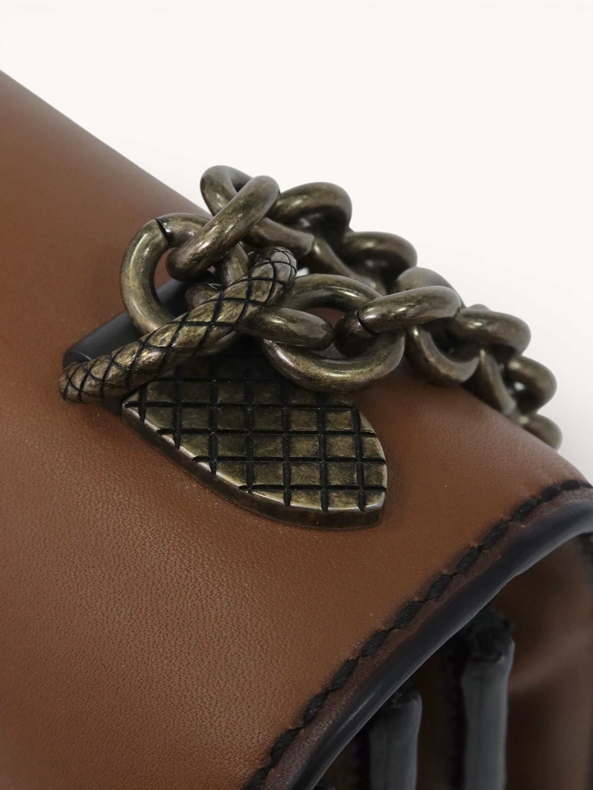 Bottega Veneta City Knot 7