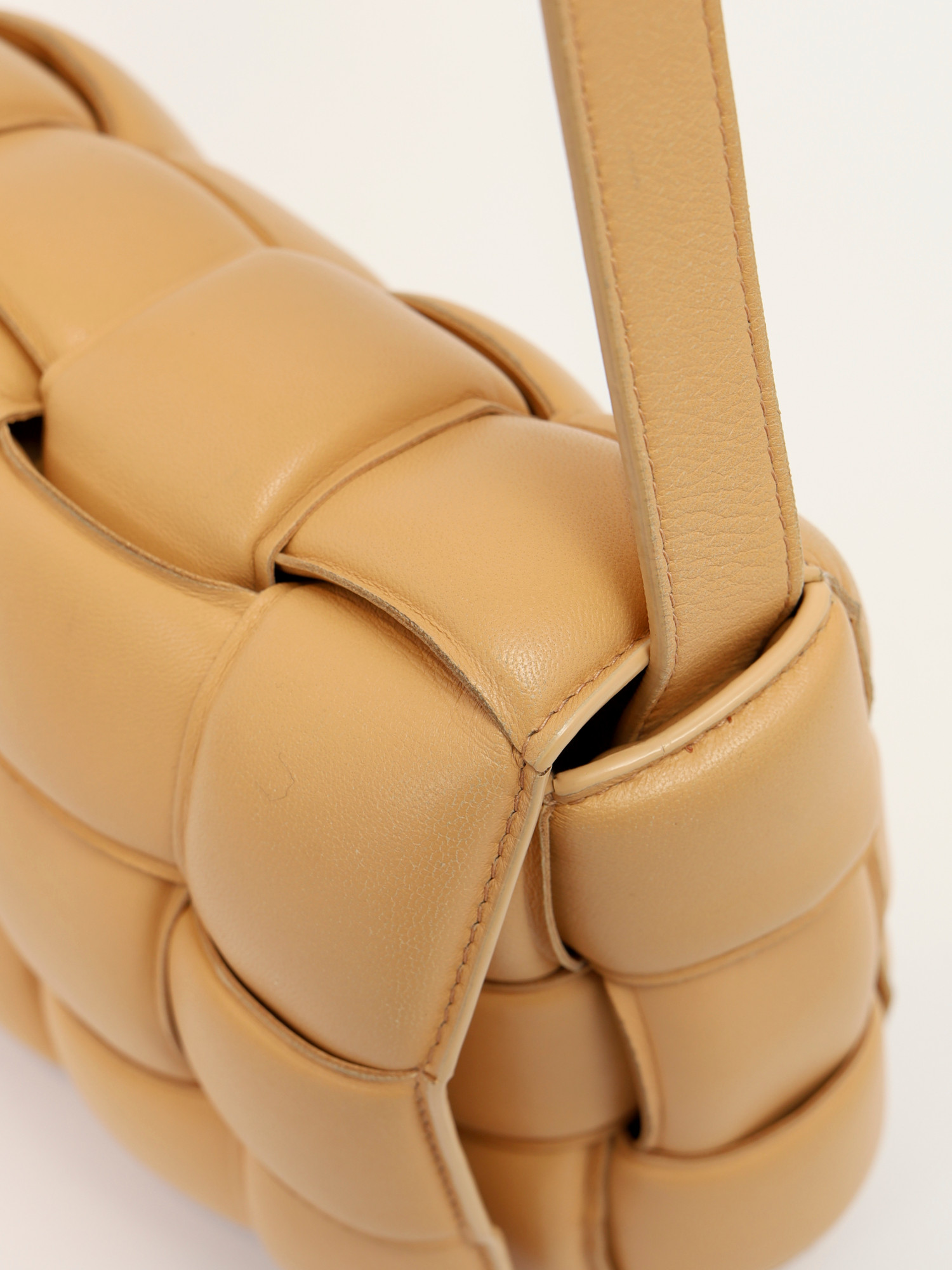 Bottega Veneta Cassette 6