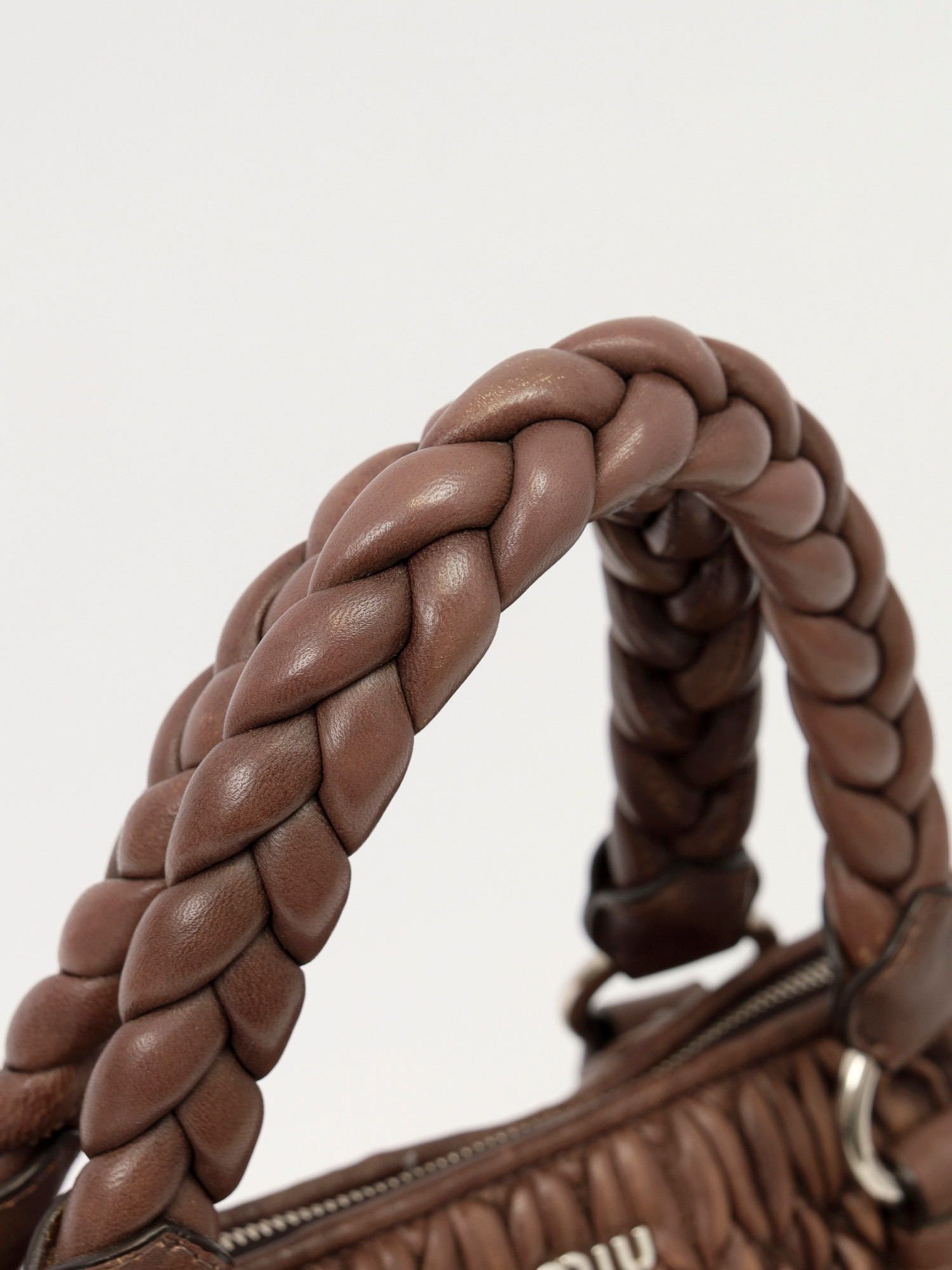 Сумки Miu Miu Matelasse изображение #10