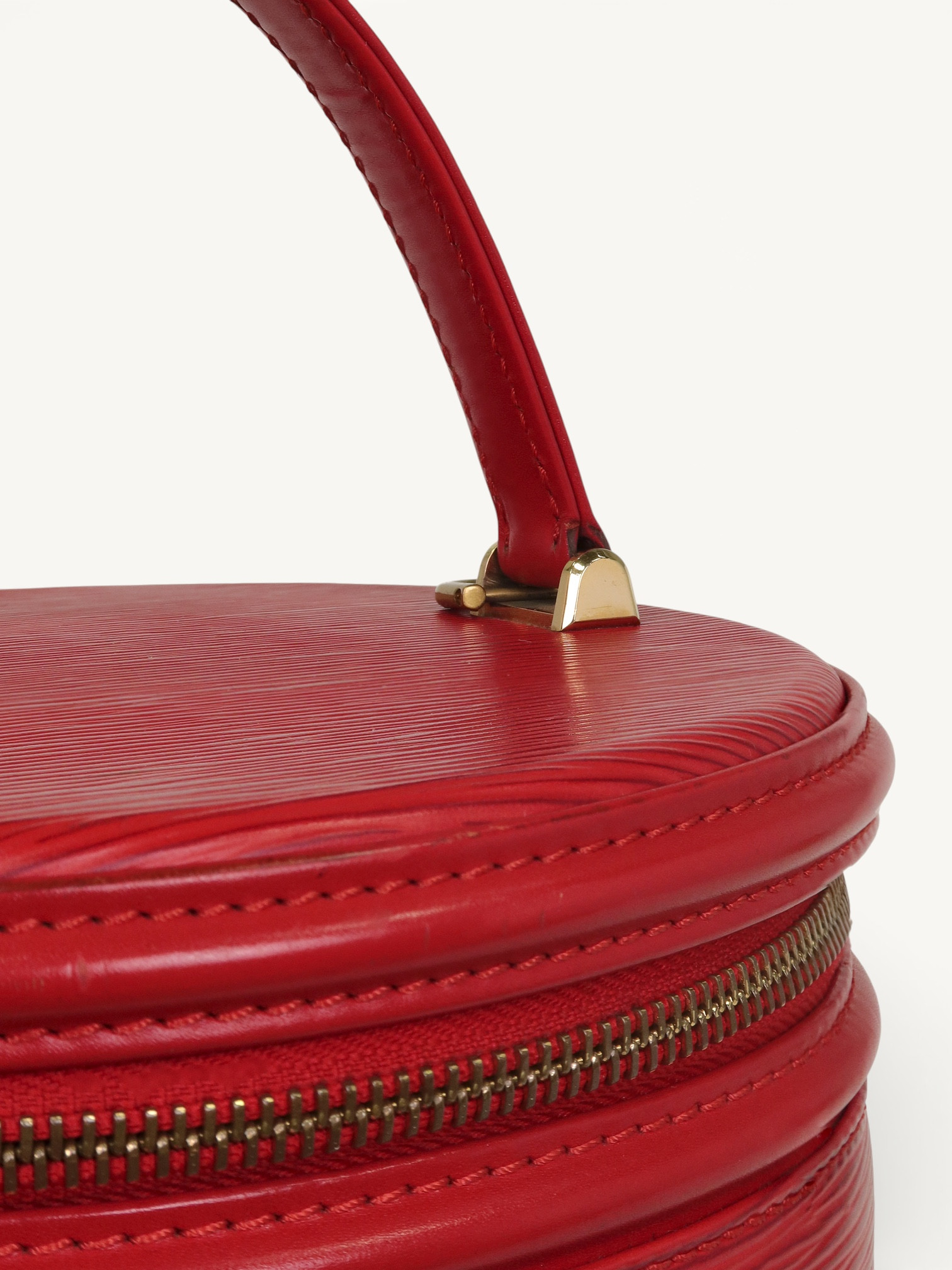 Сумки Louis Vuitton Cannes изображение #7