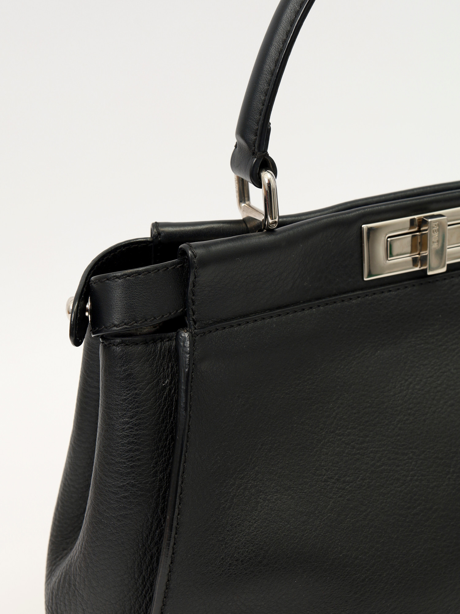 Сумки Fendi Peekaboo изображение #7