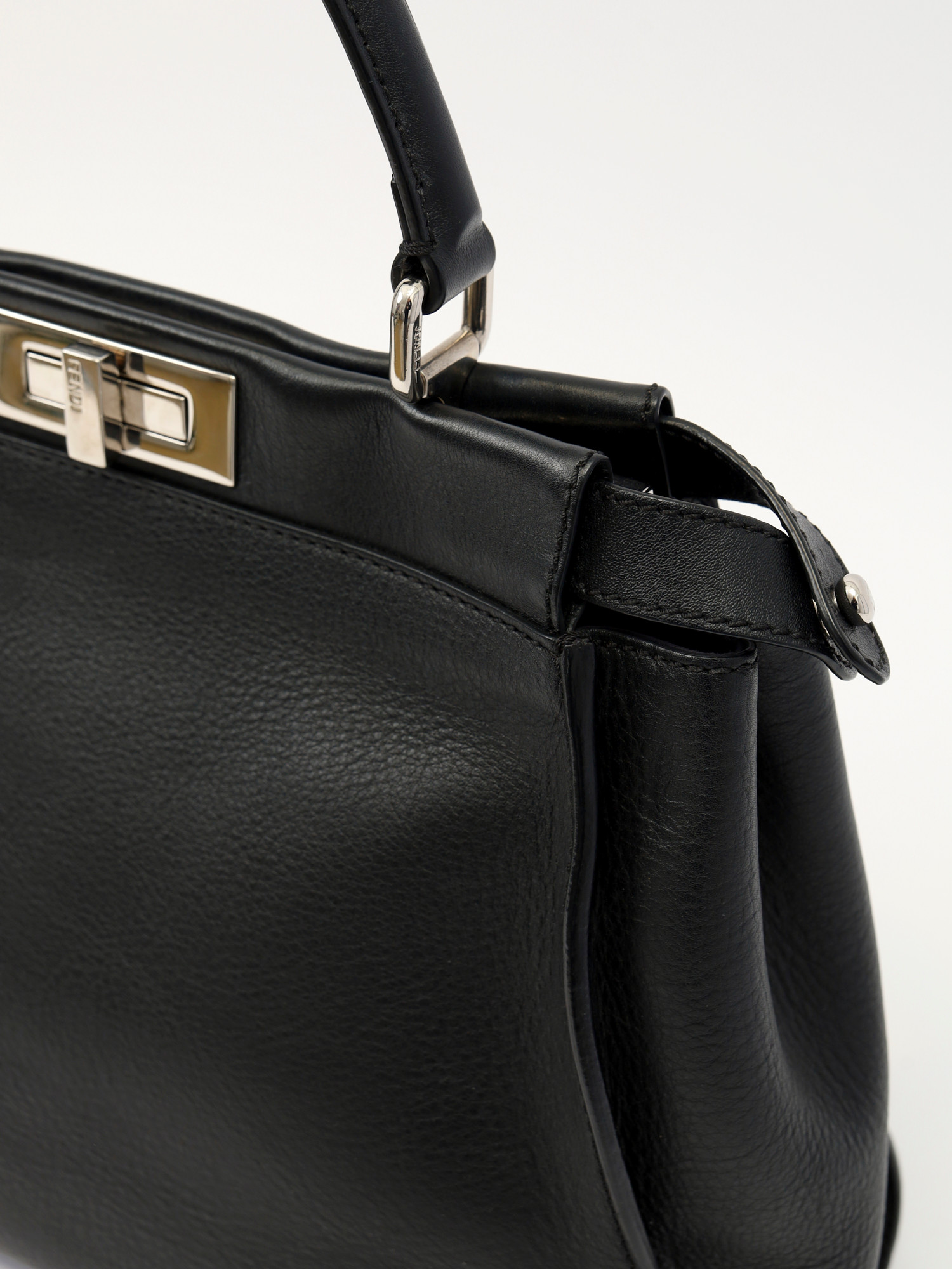 Сумки Fendi Peekaboo изображение #8