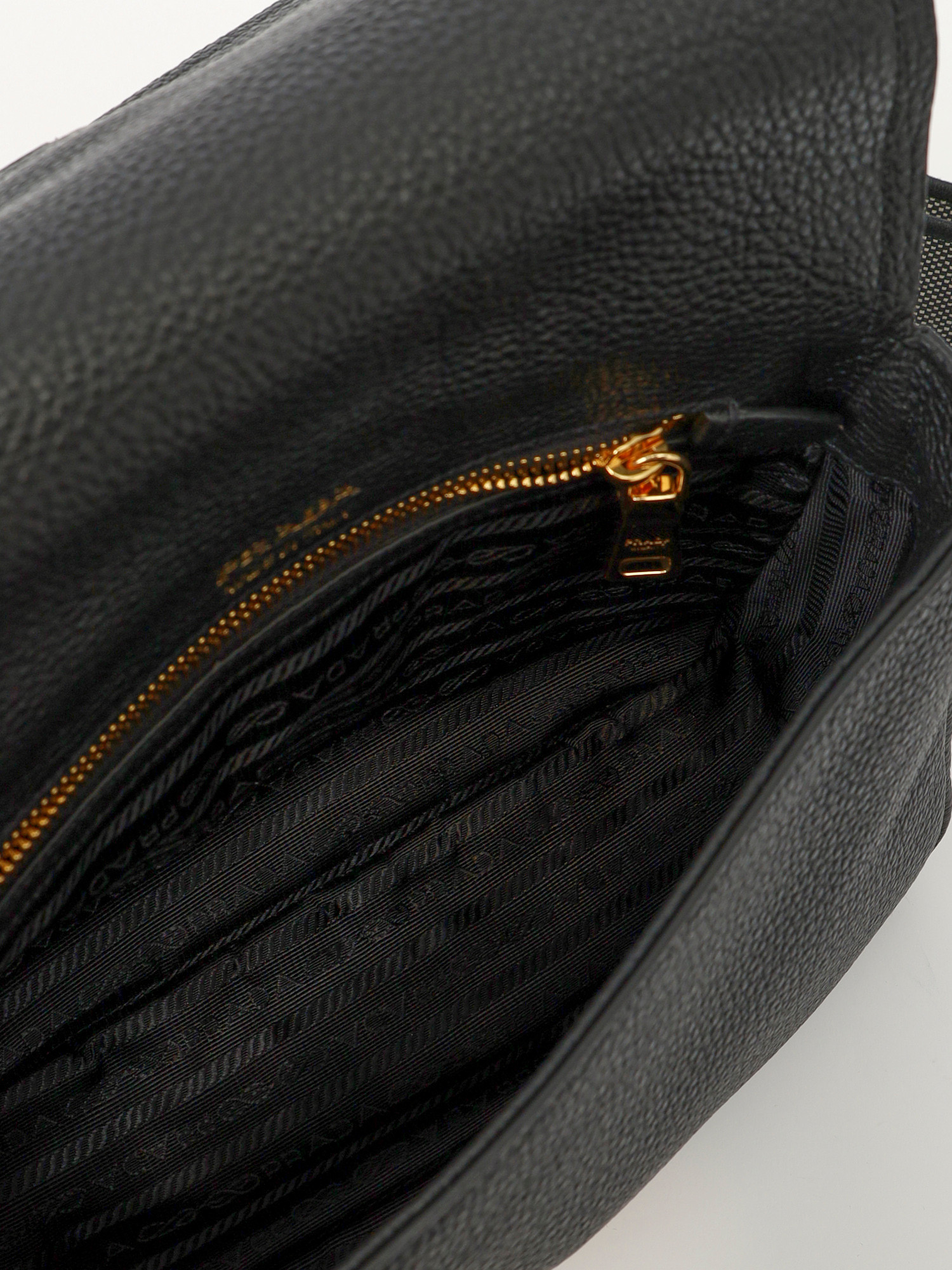 Сумки Prada Flou изображение #12