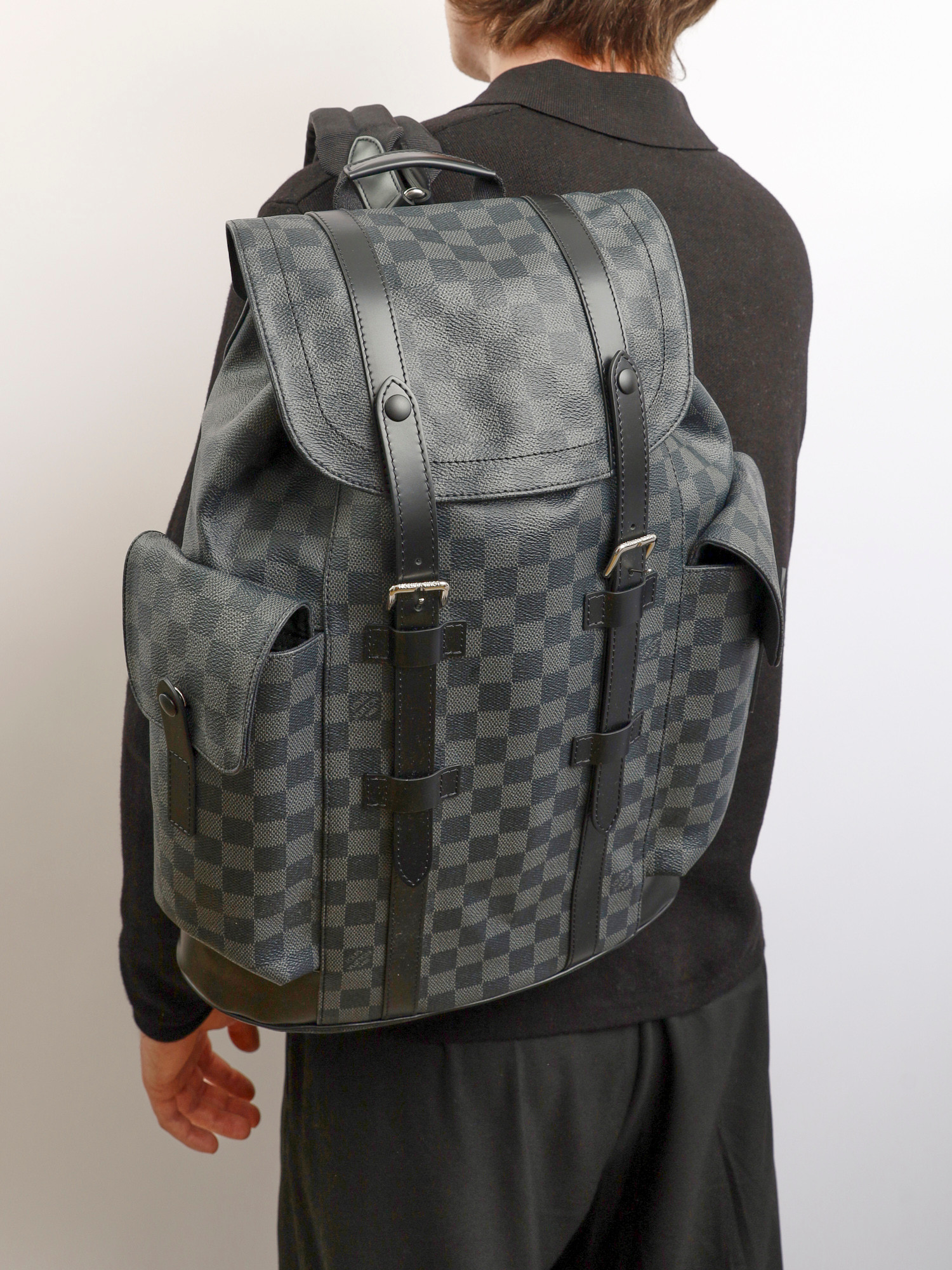 Louis Vuitton Christopher  2