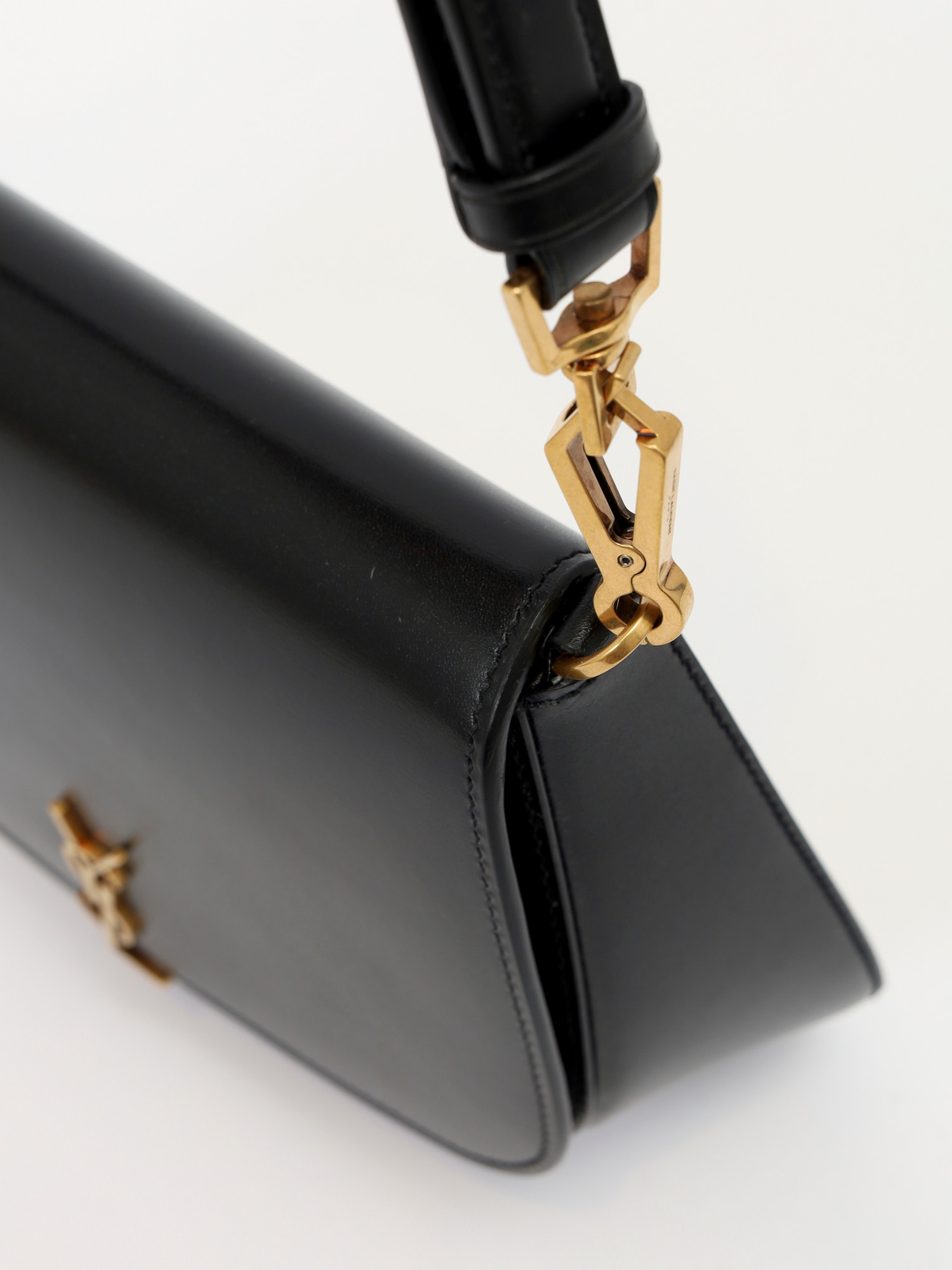 Сумки Saint Laurent Voltaire изображение #8