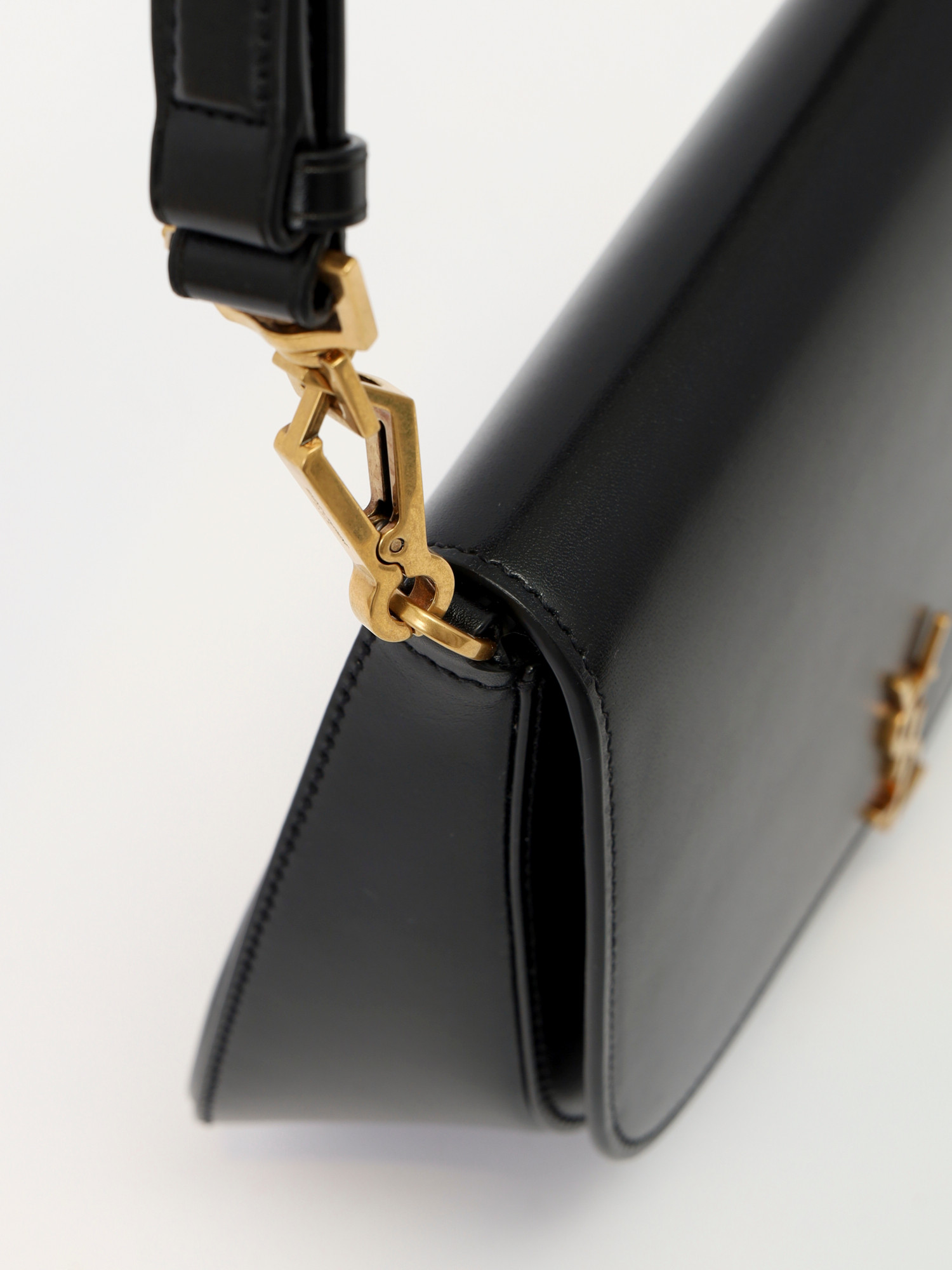 Сумки Saint Laurent Voltaire изображение #7