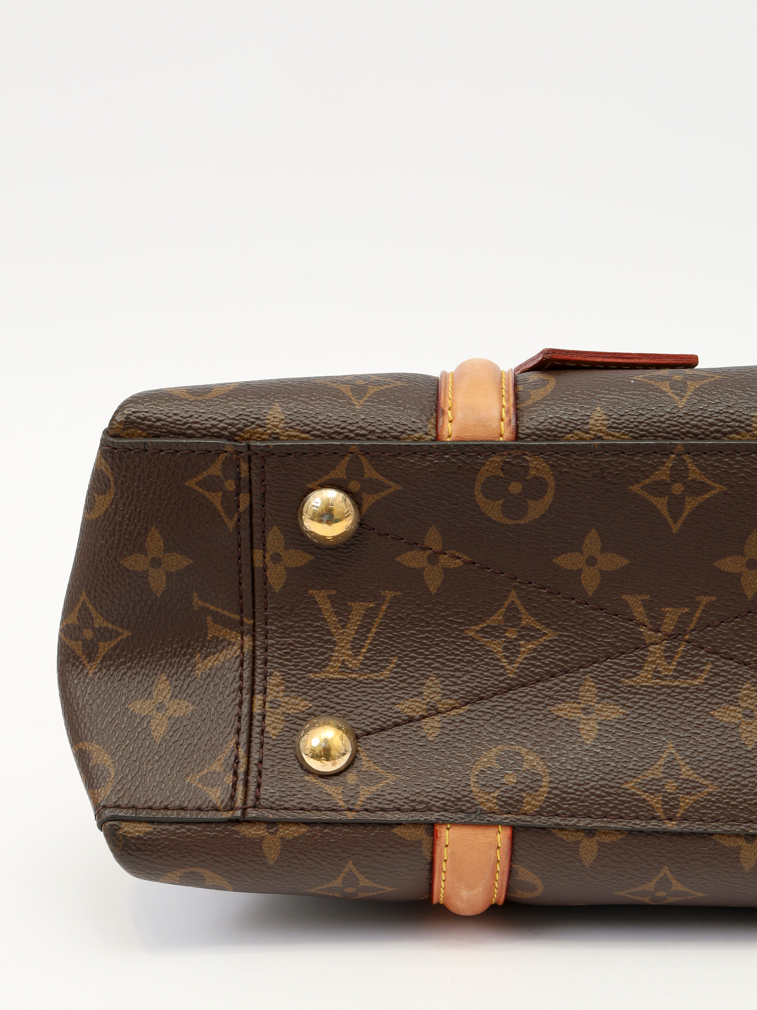 Сумки Louis Vuitton Soufflot изображение #9