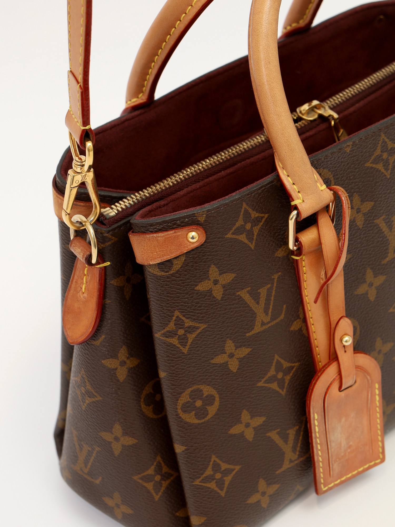 Сумки Louis Vuitton Soufflot изображение #7