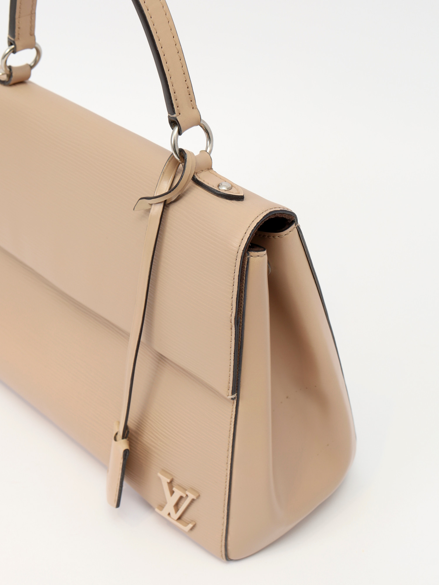 Сумки Louis Vuitton Cluny изображение #8
