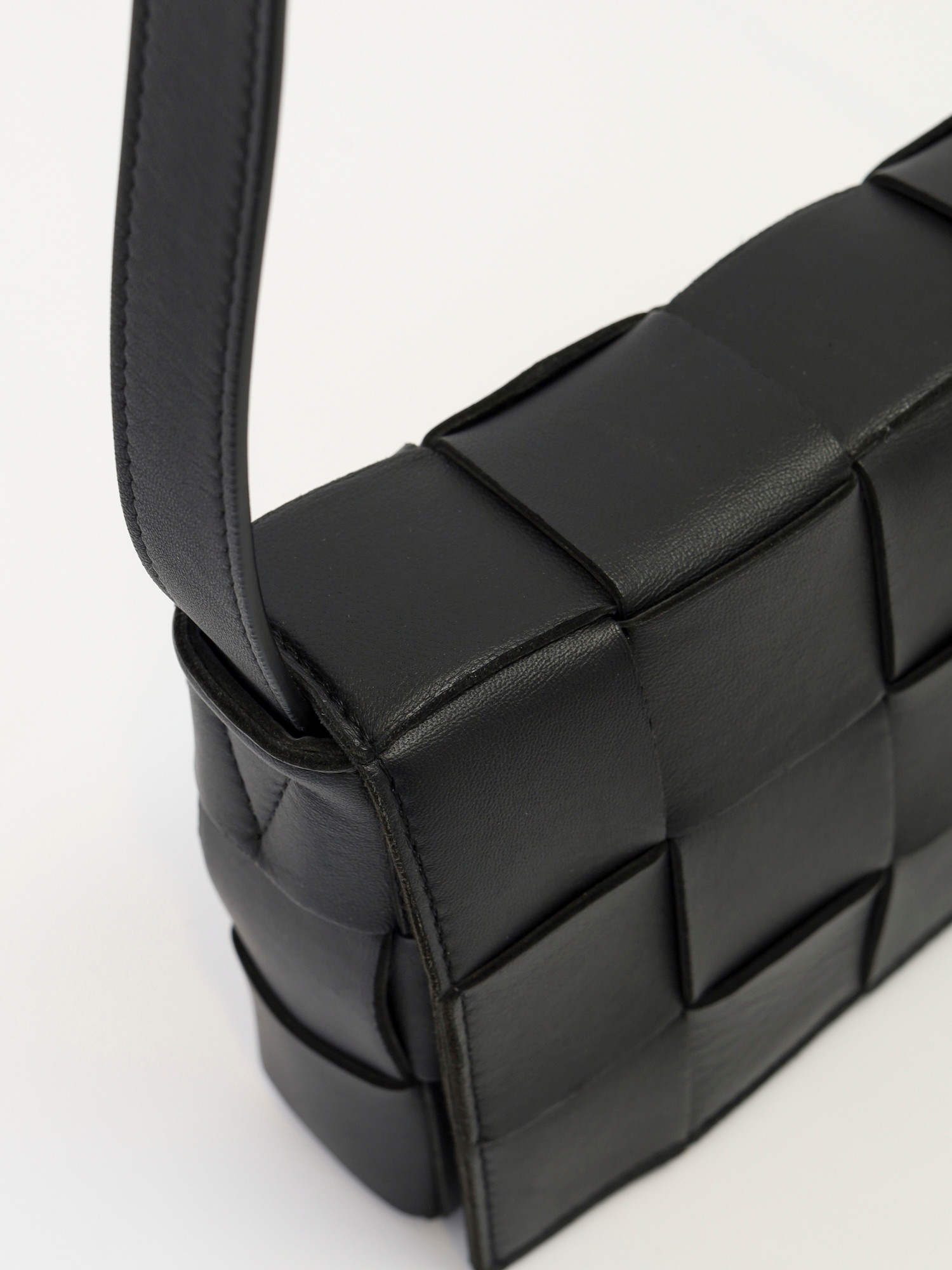 Сумки Bottega Veneta Cassette изображение #6