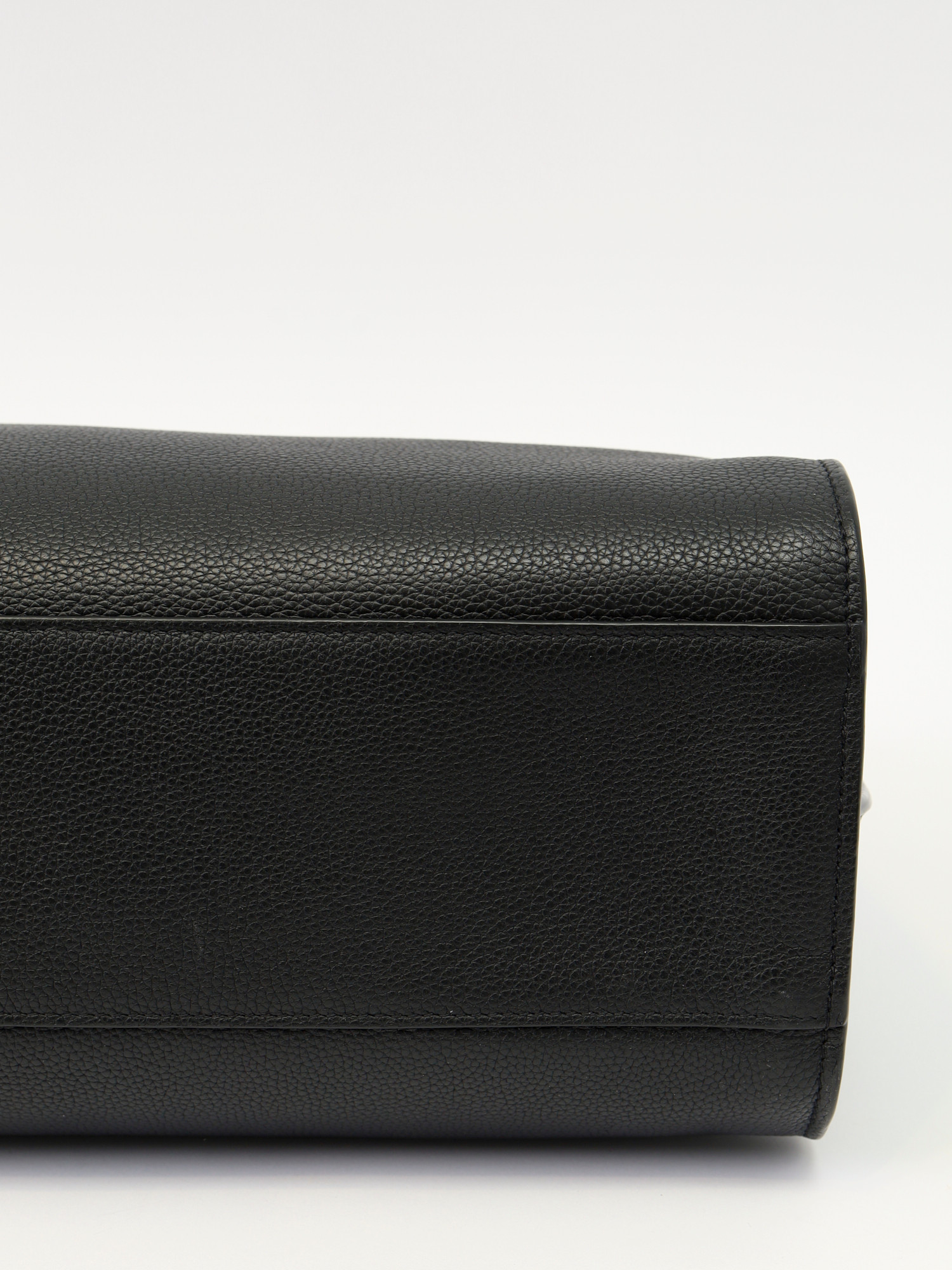 Сумки Saint Laurent Sac De Jour изображение #13