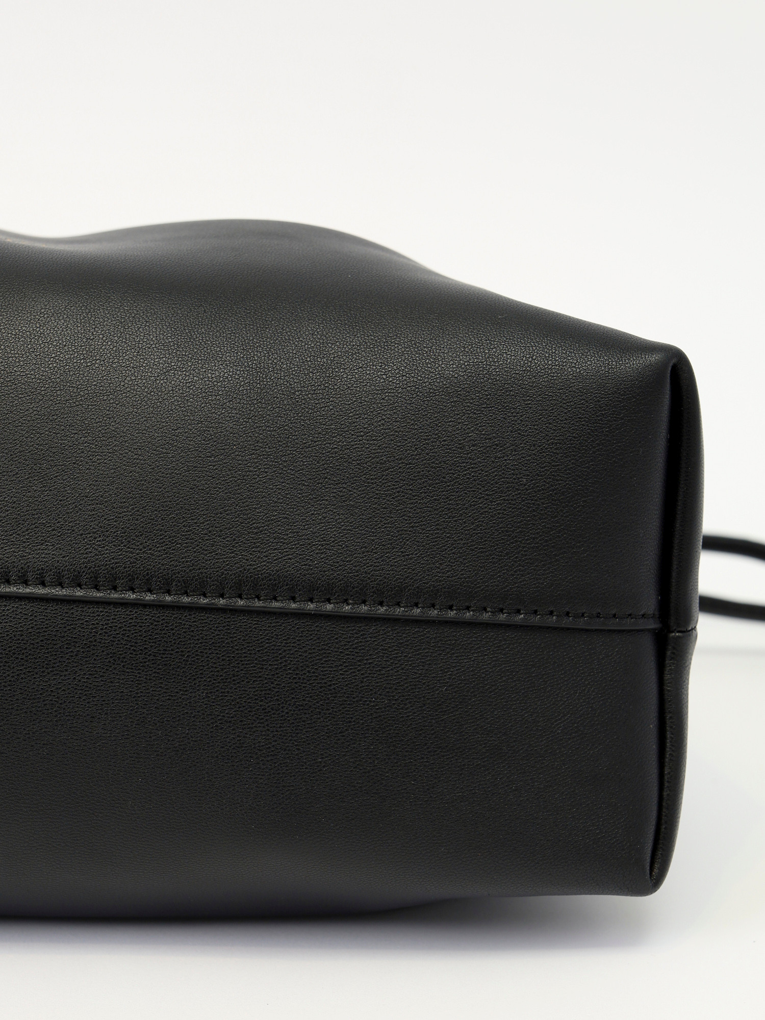 Сумки Loewe Flamenco изображение #10