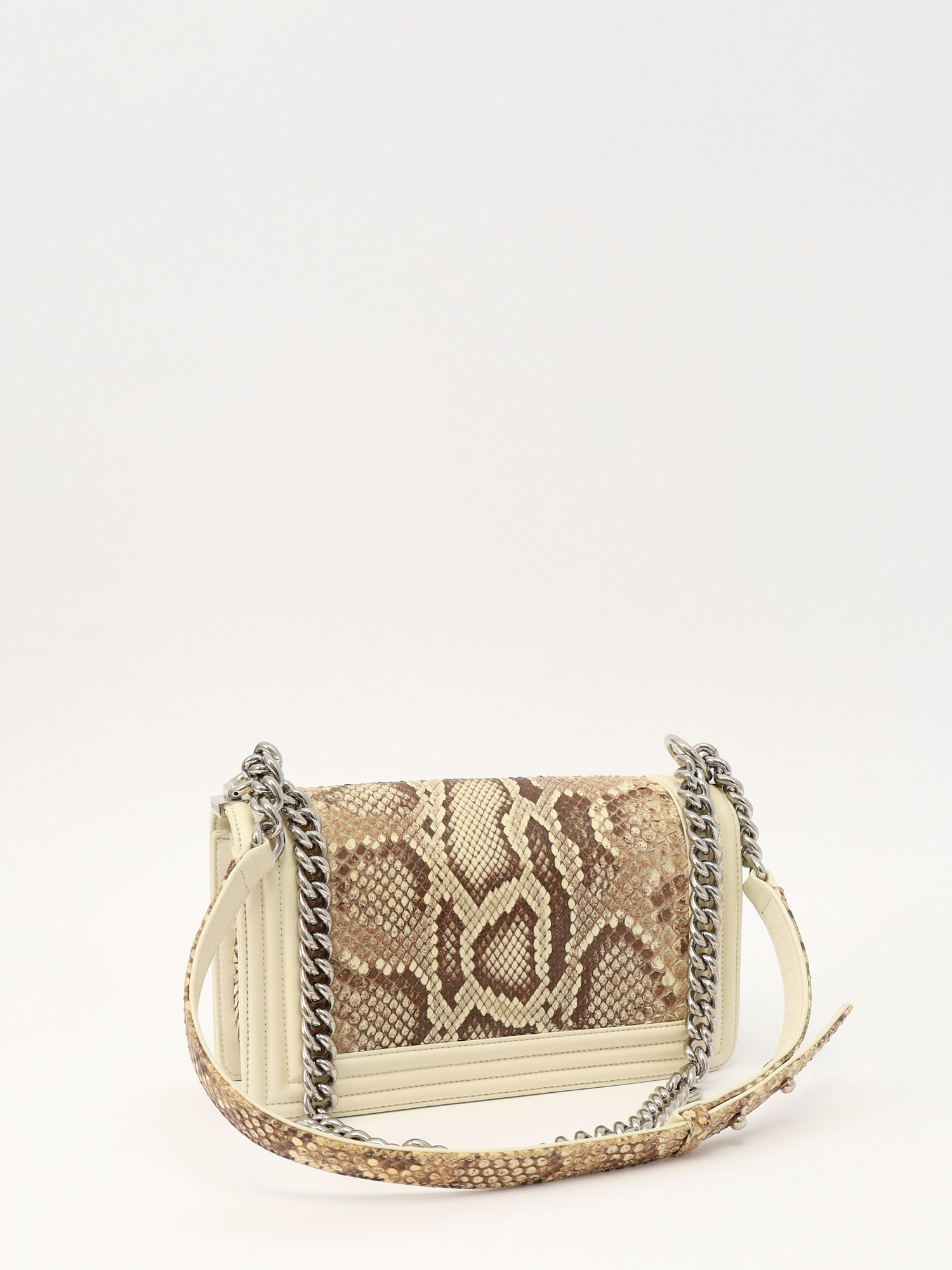 Сумки Chanel Boy изображение #4