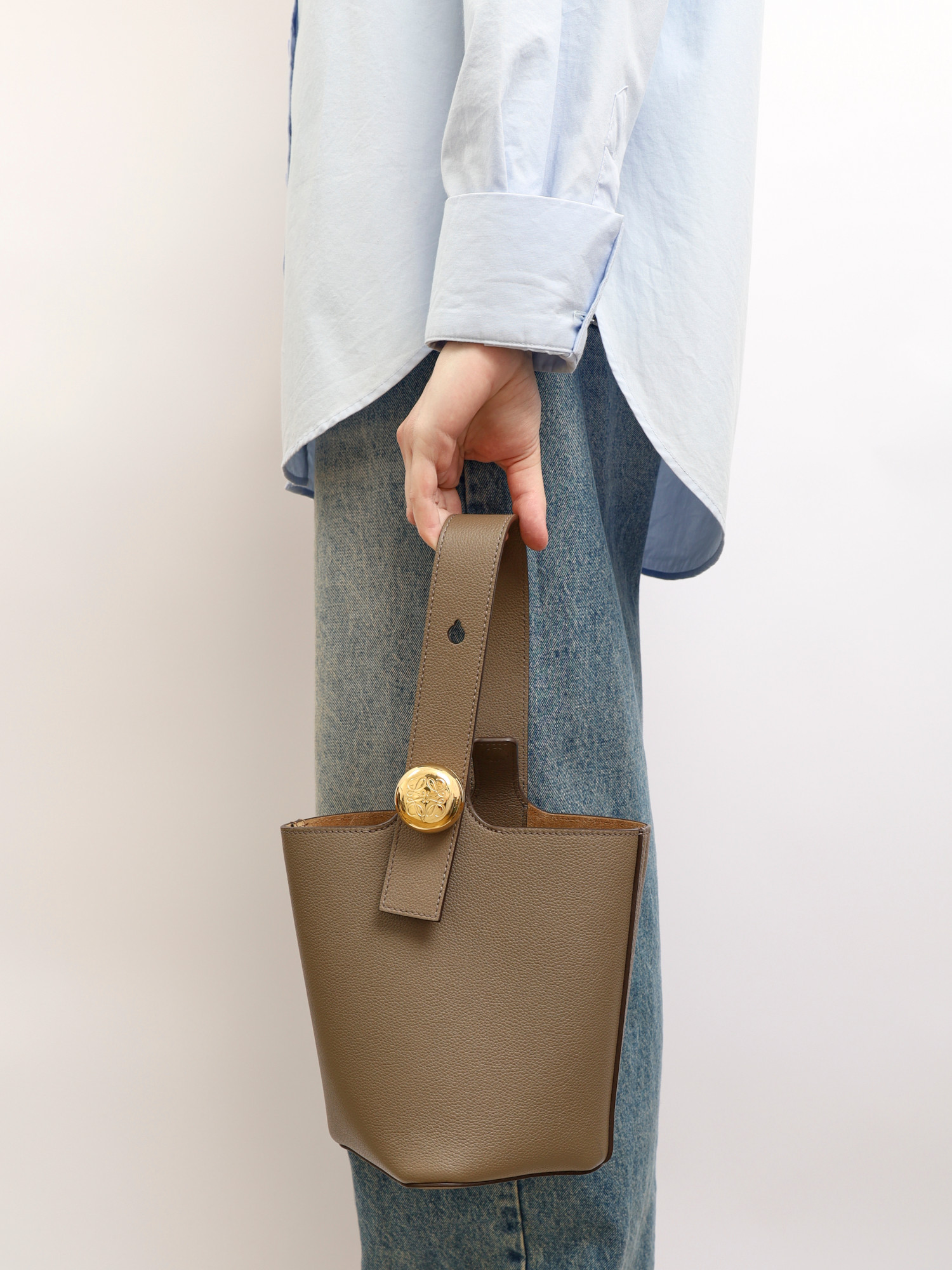 Сумки Loewe Pebble изображение #2