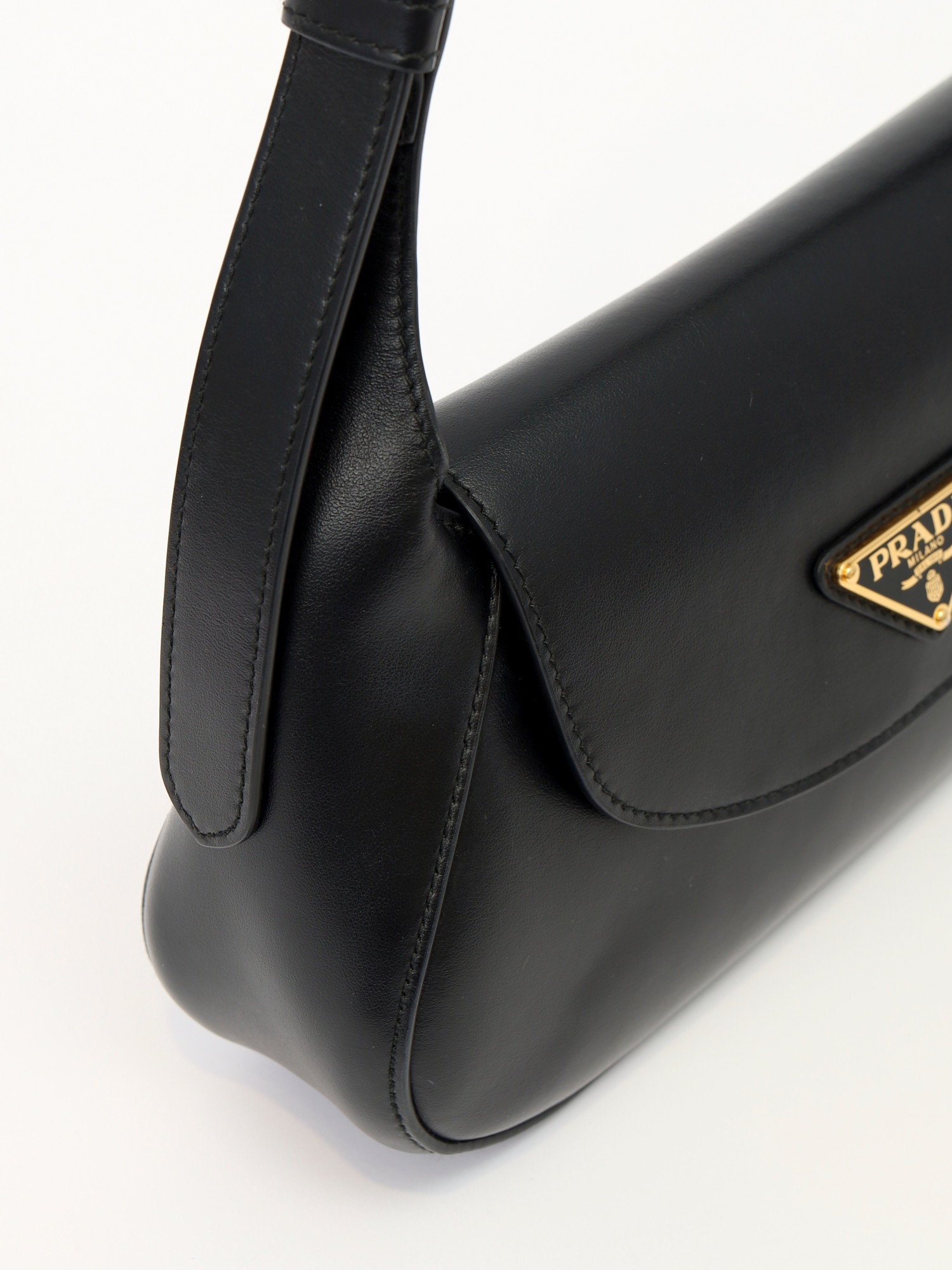 Сумки Prada Leather Bag изображение #6