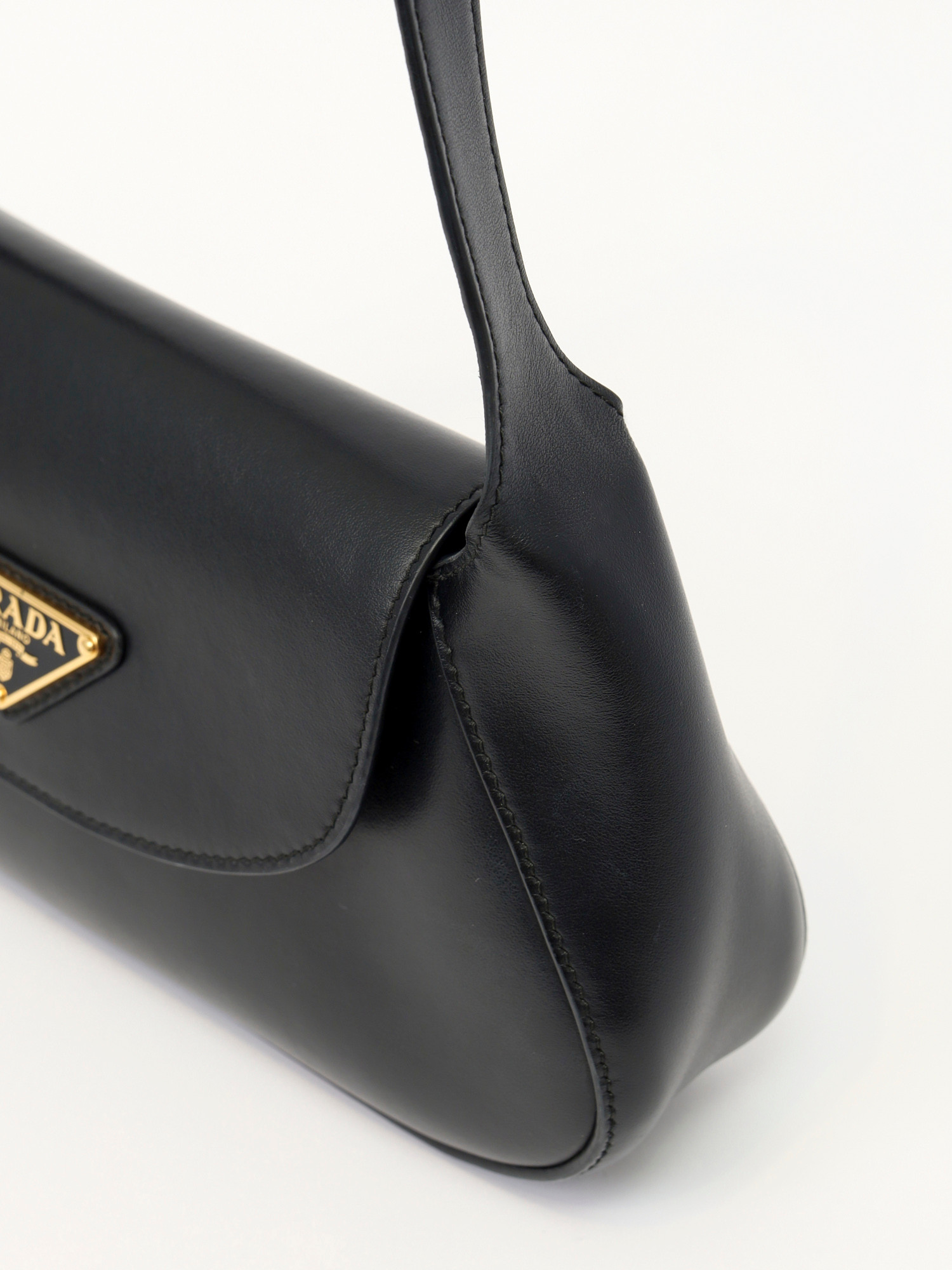 Сумки Prada Leather Bag изображение #7