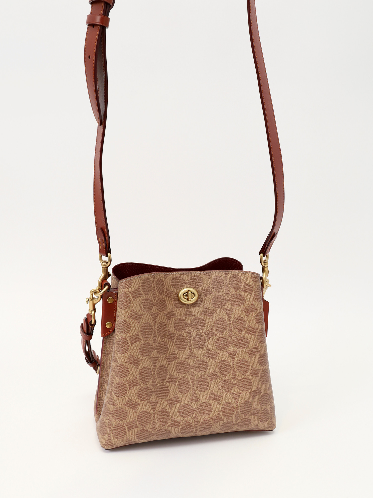 Coach Willow  5