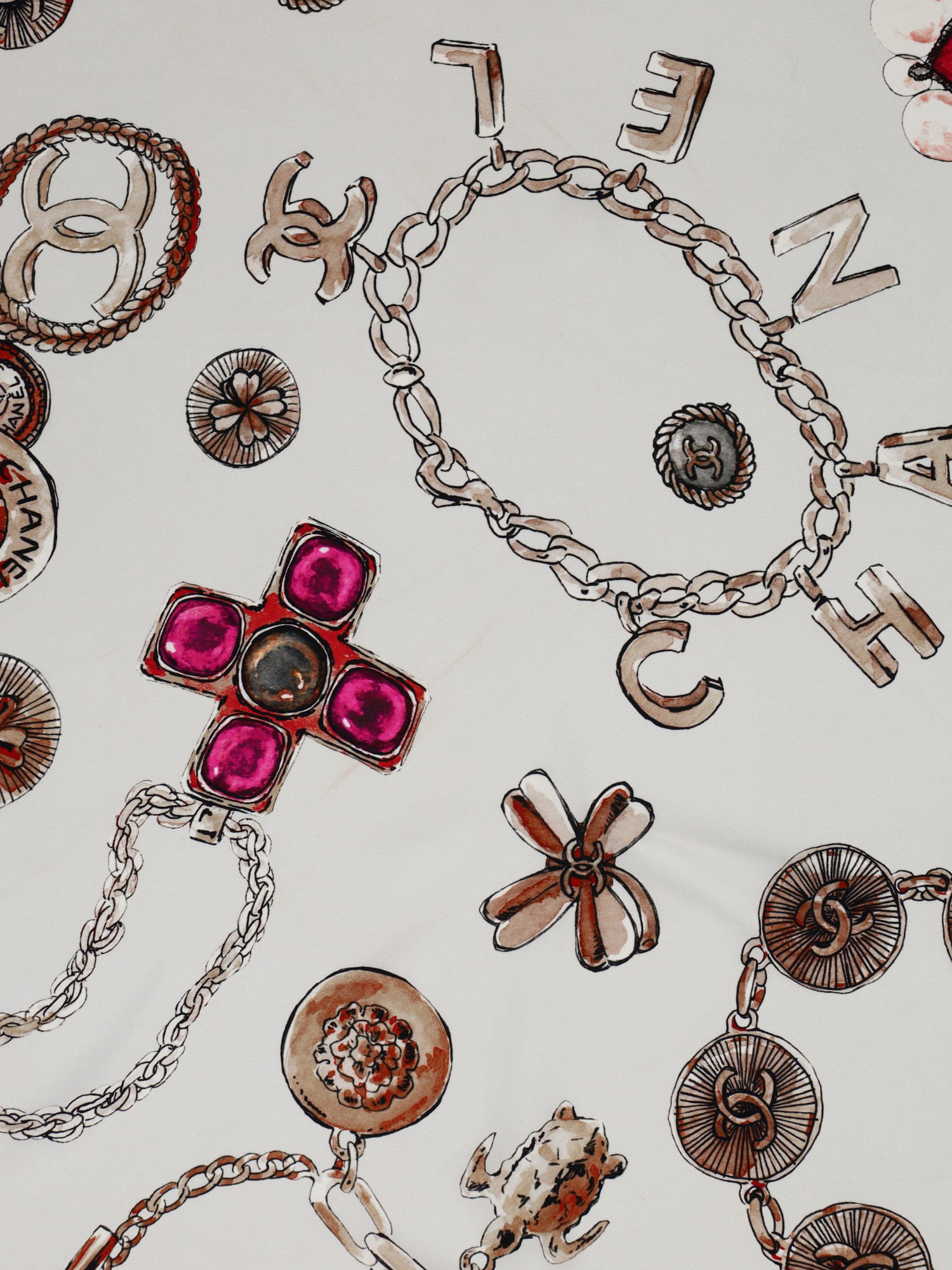 Аксессуары Chanel изображение #5