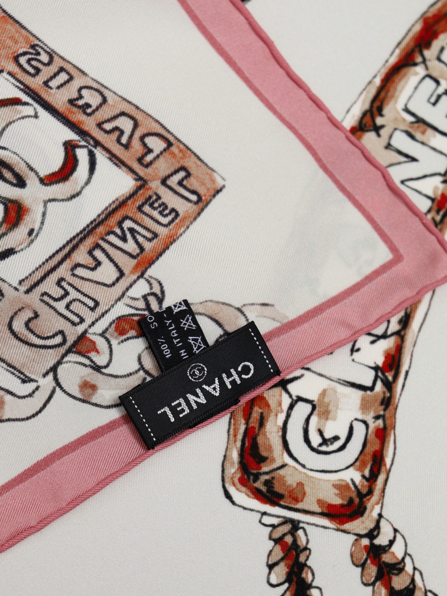 Аксессуары Chanel изображение #7