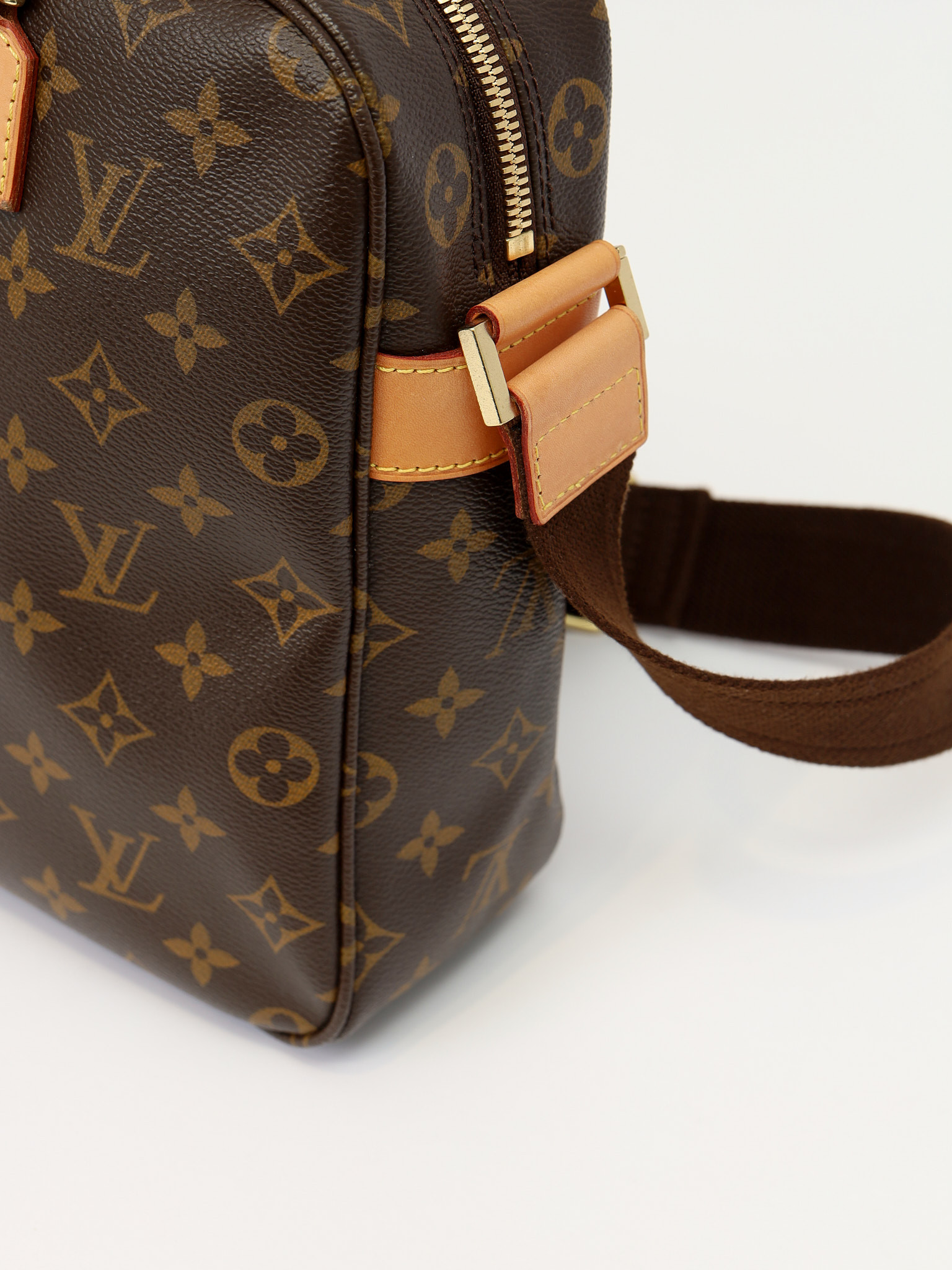 Сумки Louis Vuitton Sac Bosphore изображение #9