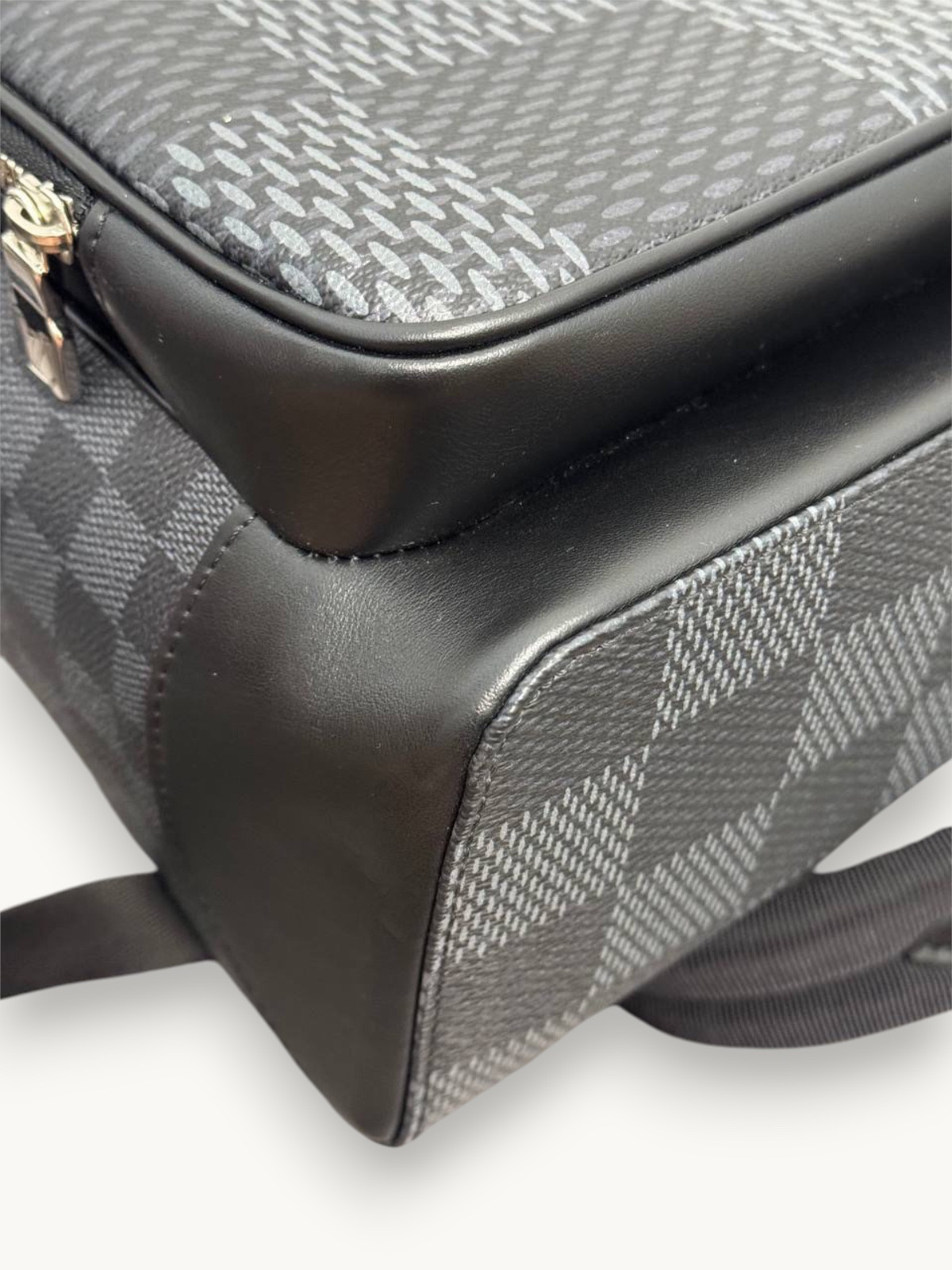 Сумки Louis Vuitton Campus изображение #9