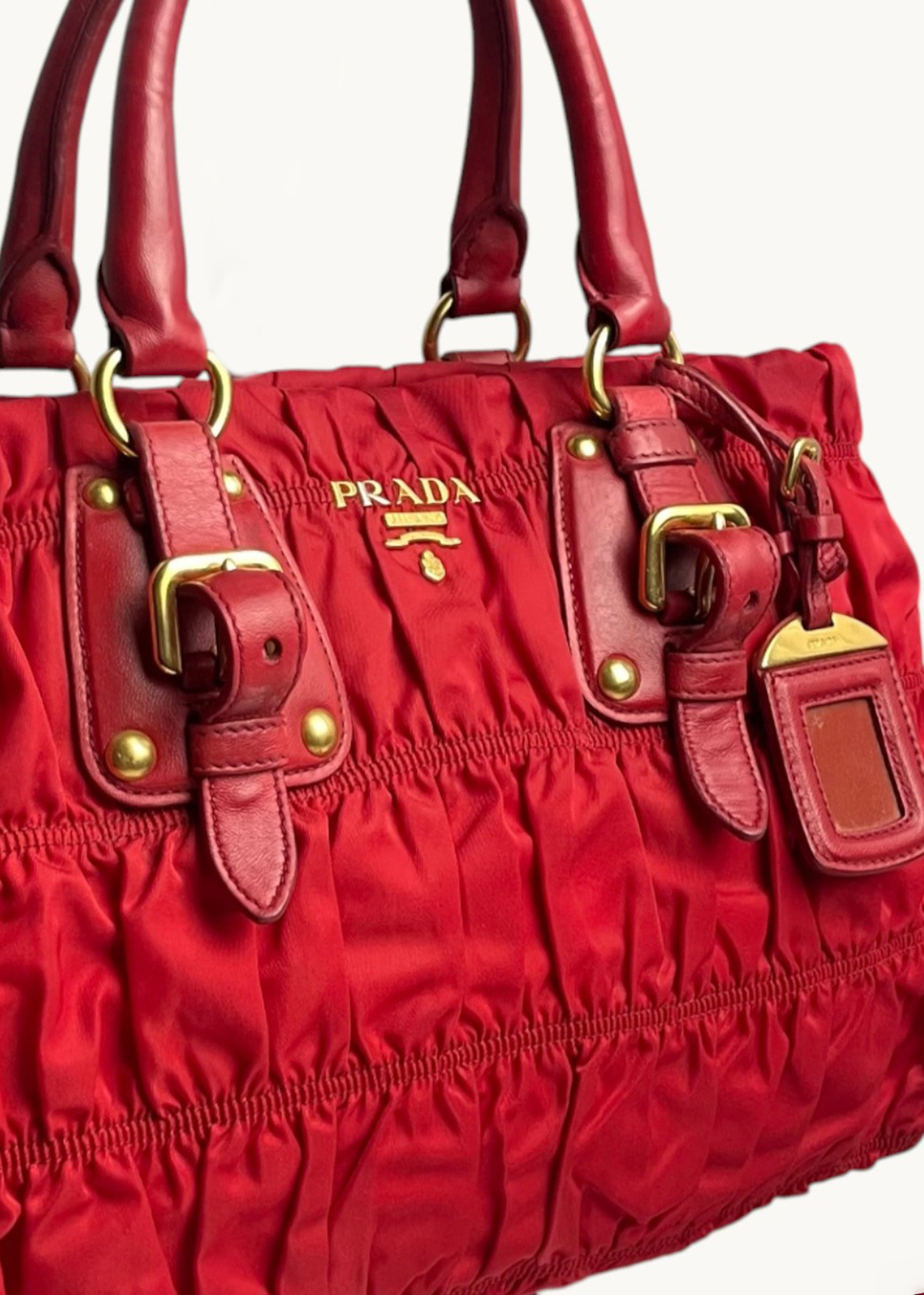 Сумки Prada Gaufre изображение #2