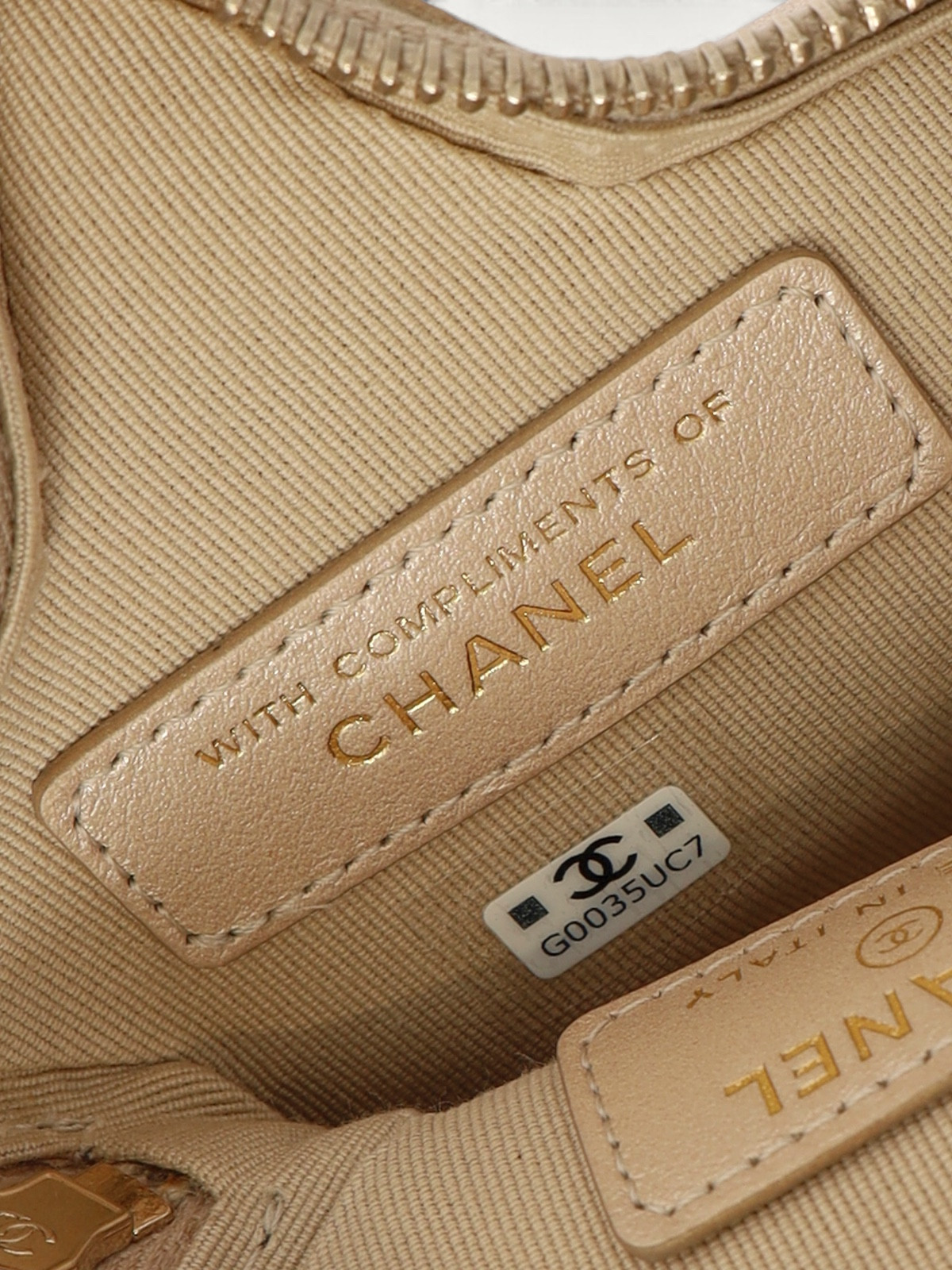 Аксессуары Chanel изображение #6