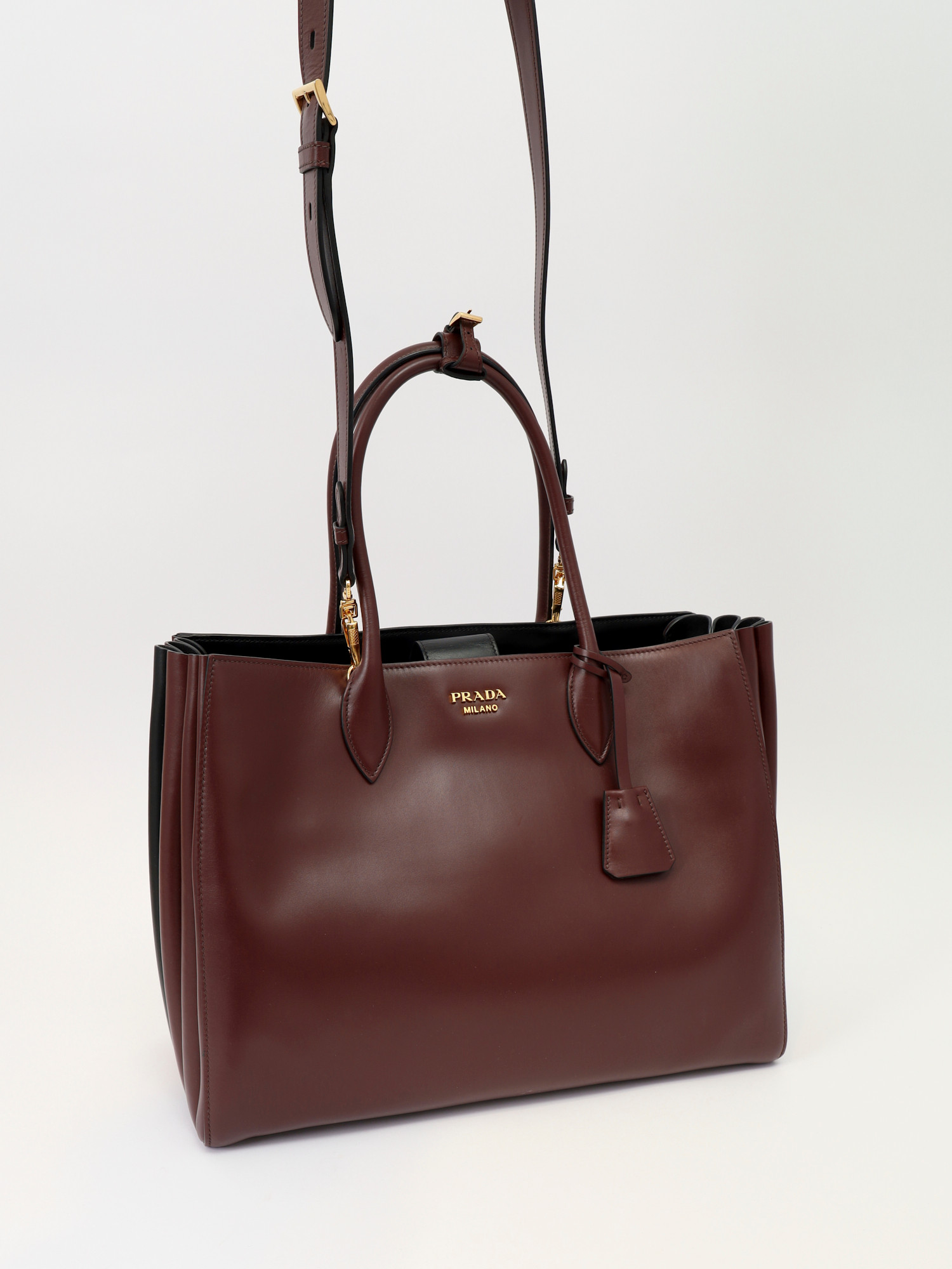 Сумки Prada Bibliotheque изображение #5