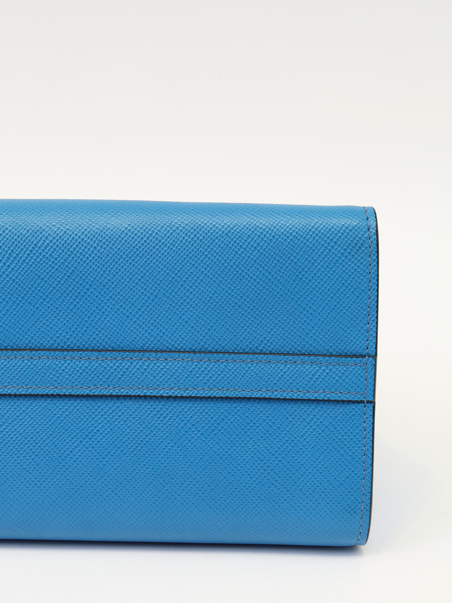 Сумки Prada Monochrome изображение #13