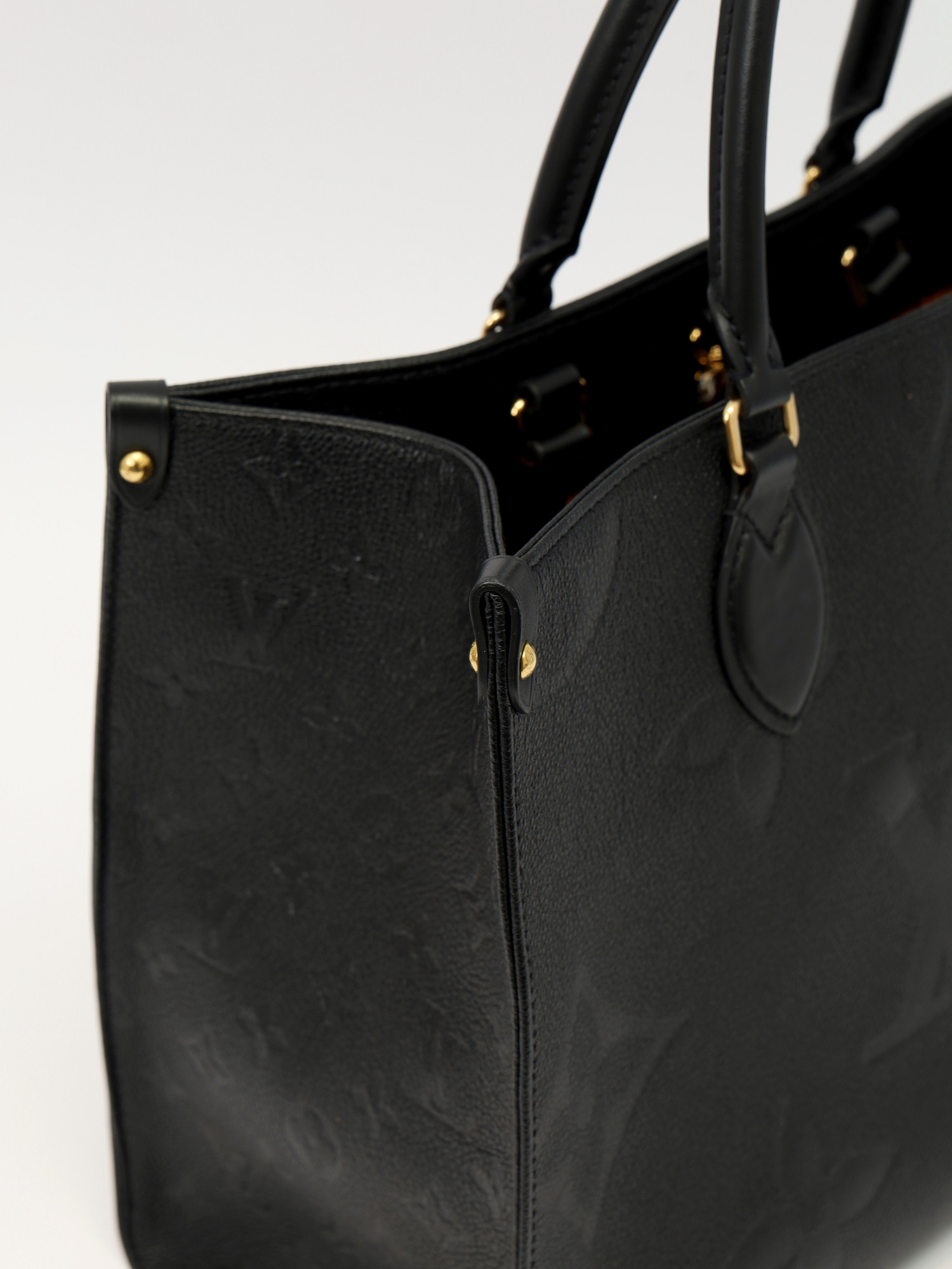 Сумки Louis Vuitton OnTheGo изображение #6