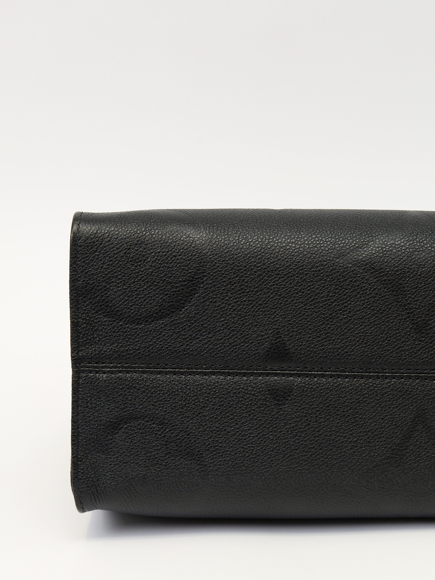 Сумки Louis Vuitton OnTheGo изображение #8