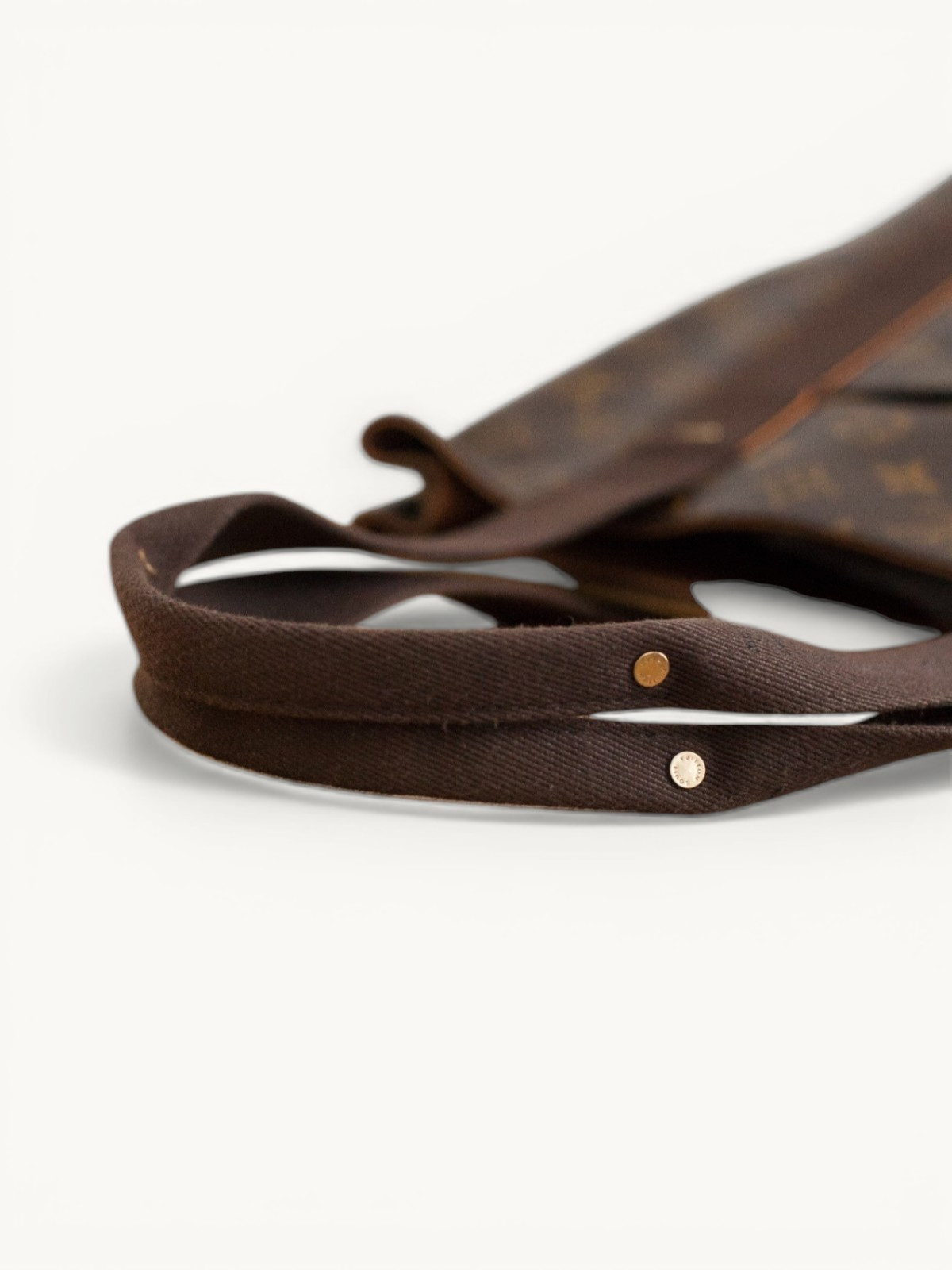 Сумки Louis Vuitton Beaubourg изображение #3