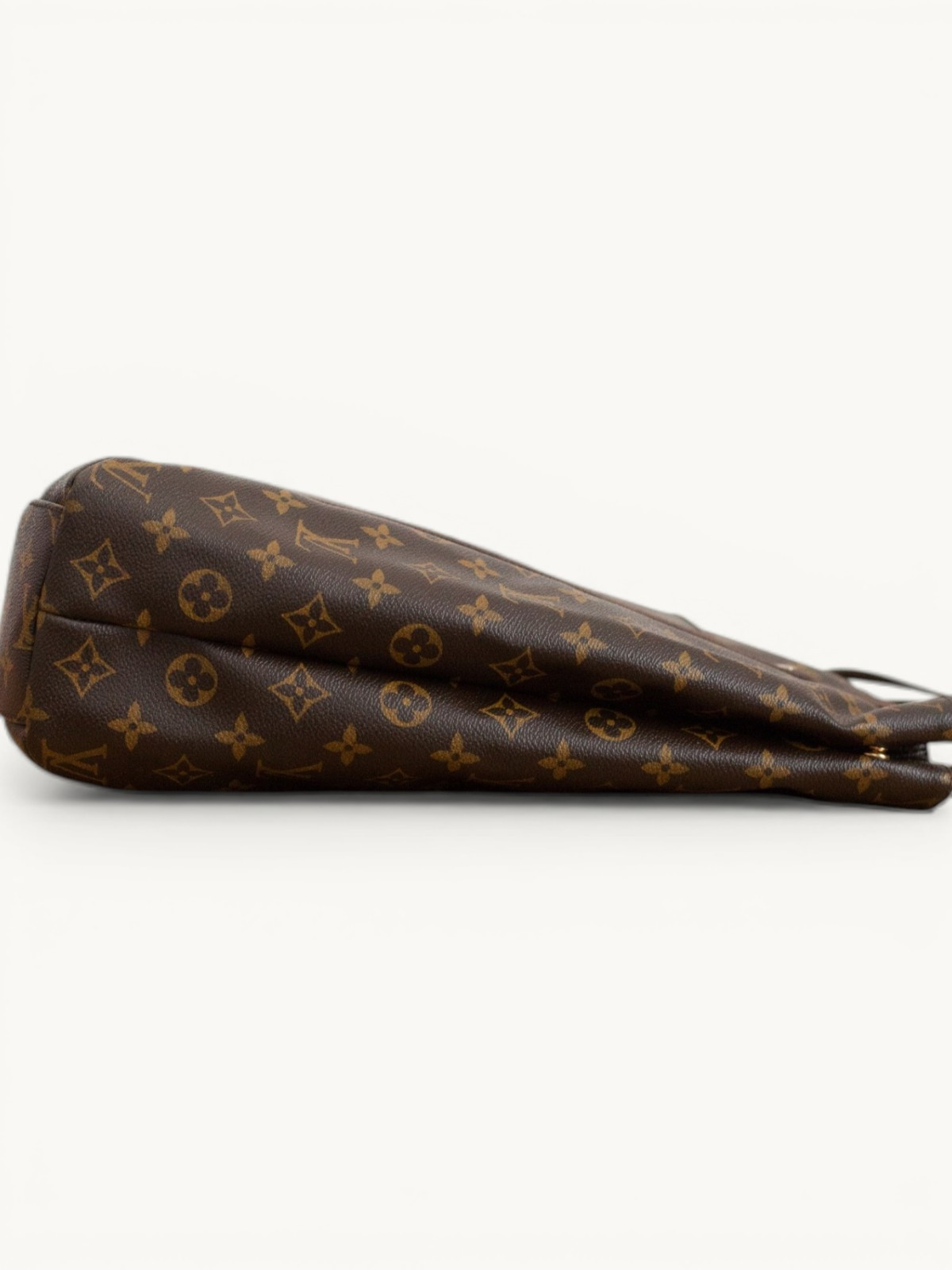 Сумки Louis Vuitton Beaubourg изображение #6