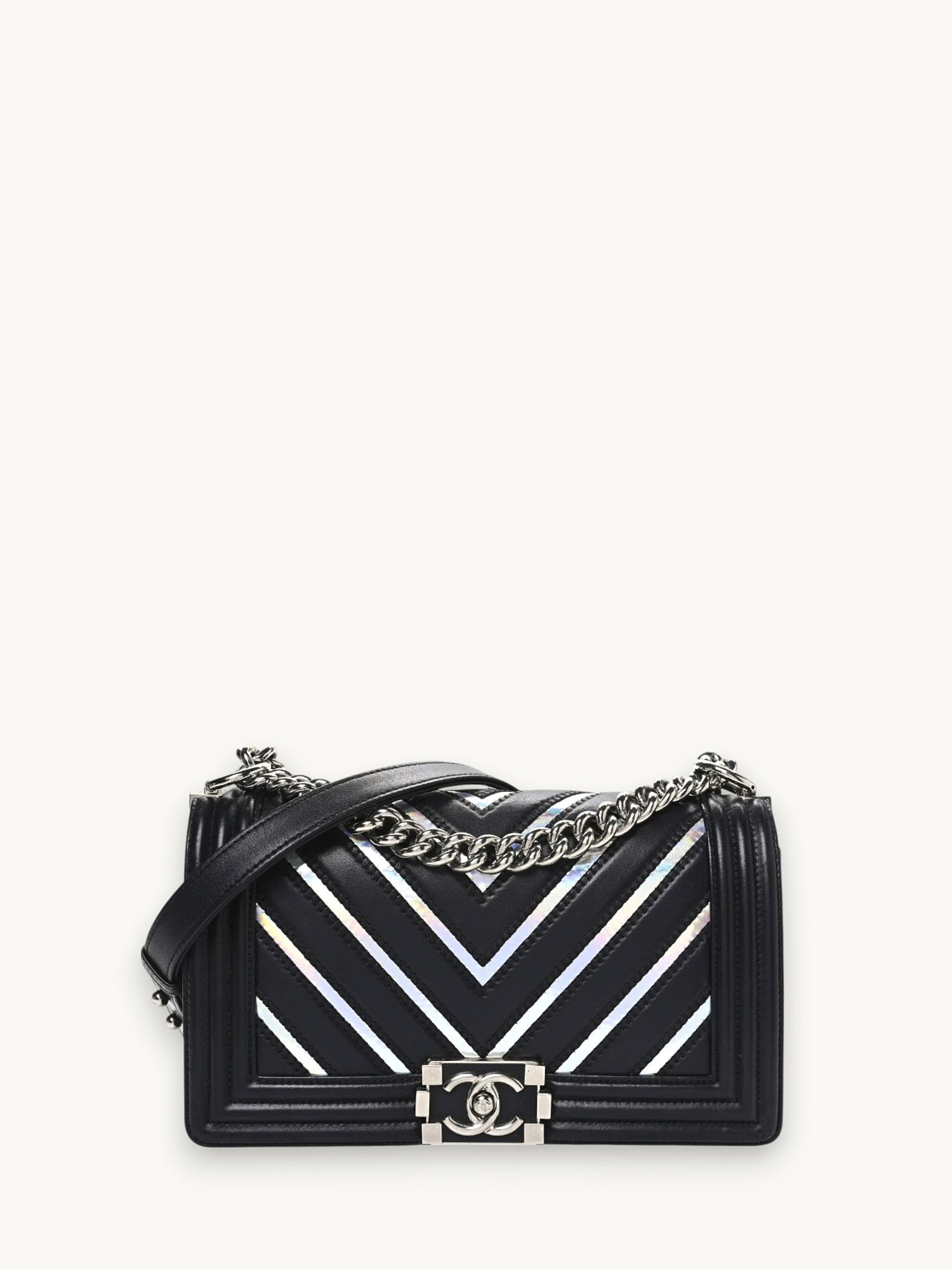 Сумки Chanel Boy изображение #1