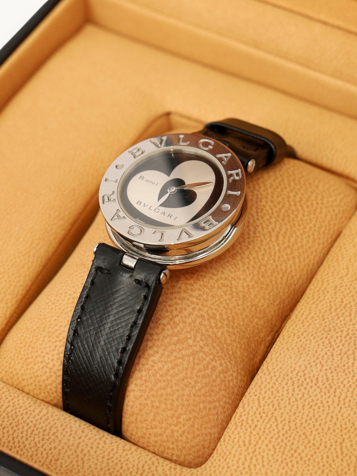 Часы Bvlgari B.Zero1 изображение #4