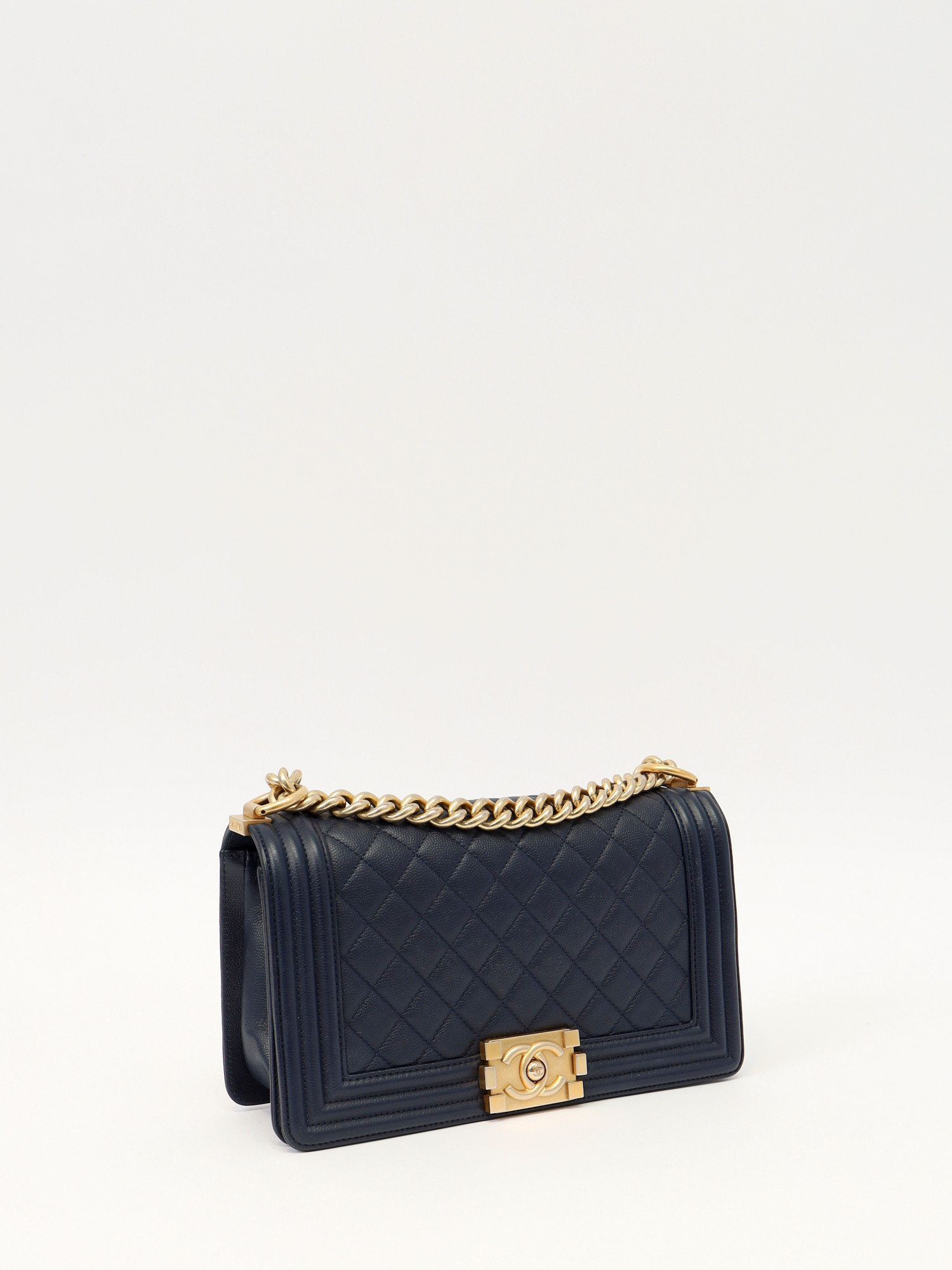 Сумки Chanel Boy изображение #3