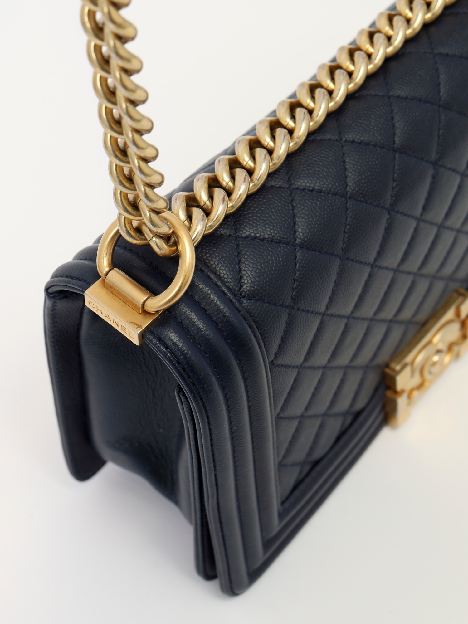 Сумки Chanel Boy изображение #7