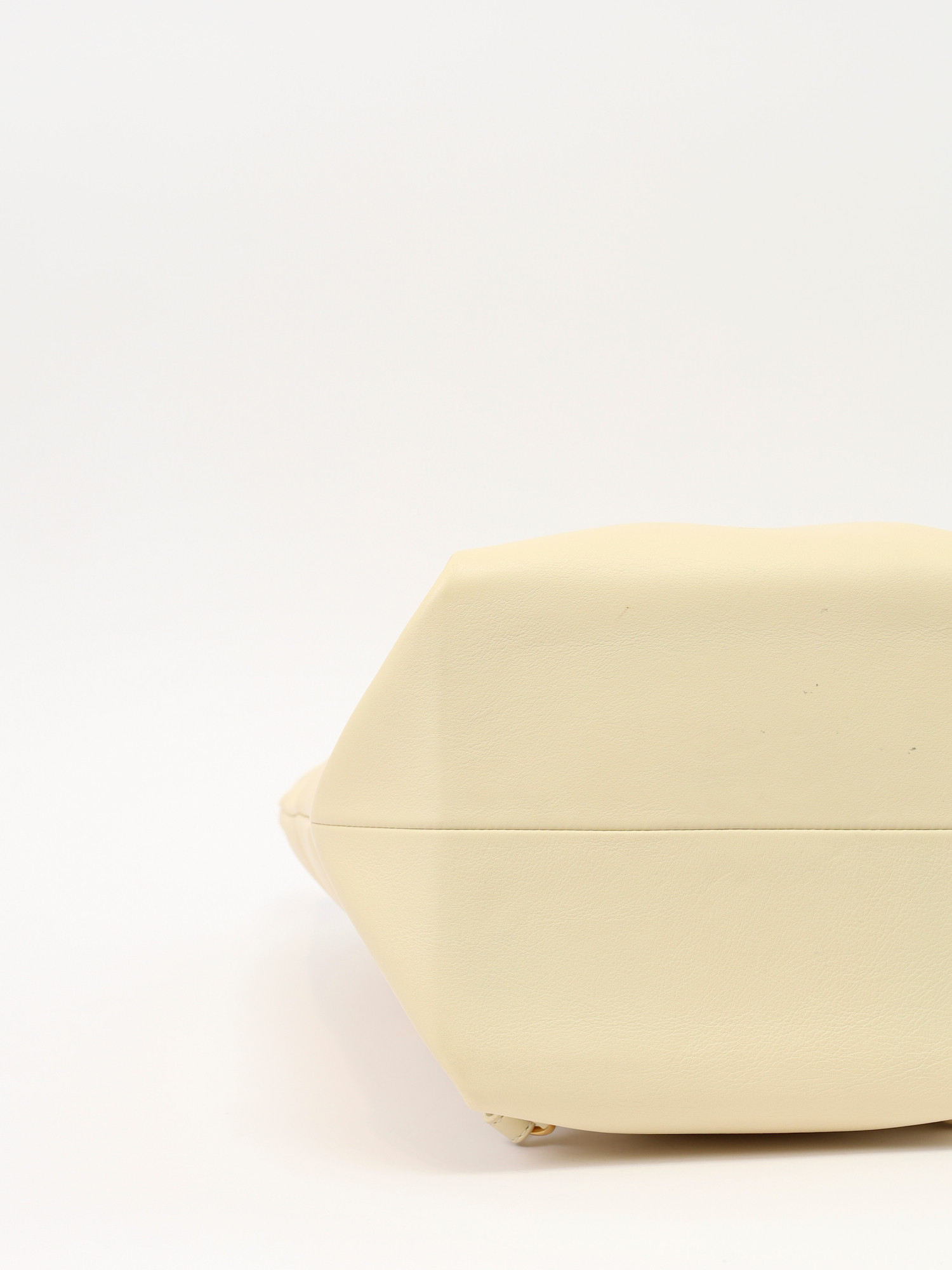 Сумки Khaite Iris изображение #10