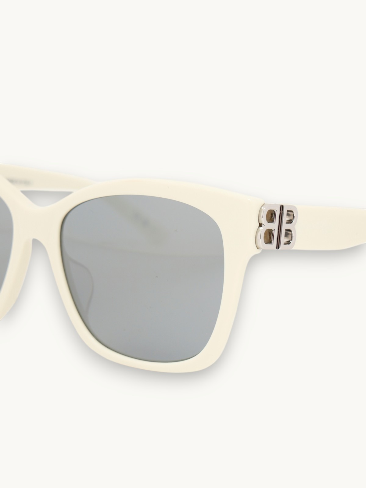 Аксессуары Balenciaga изображение #7