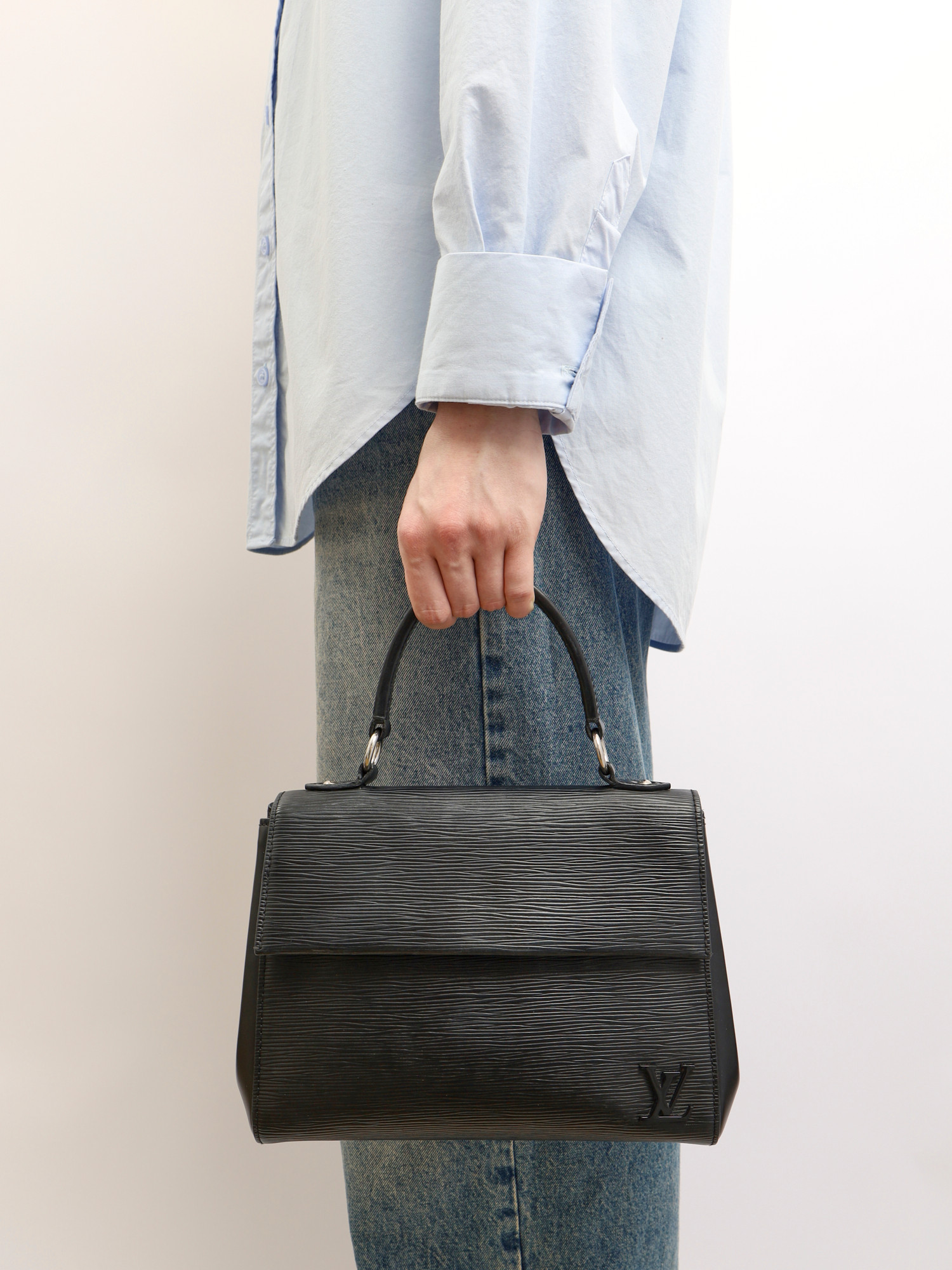 Сумки Louis Vuitton Cluny изображение #2